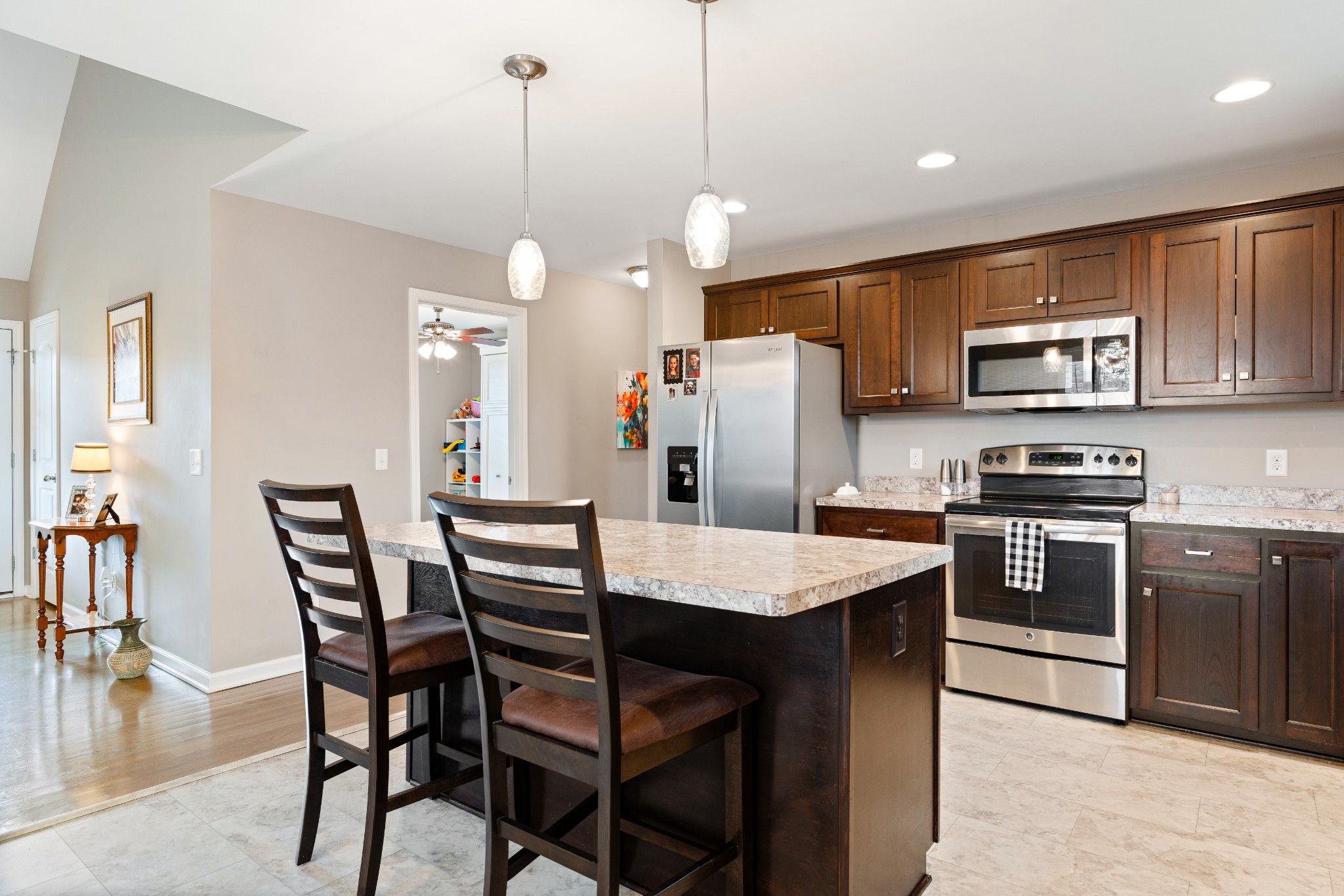 7608 Leverette Dr