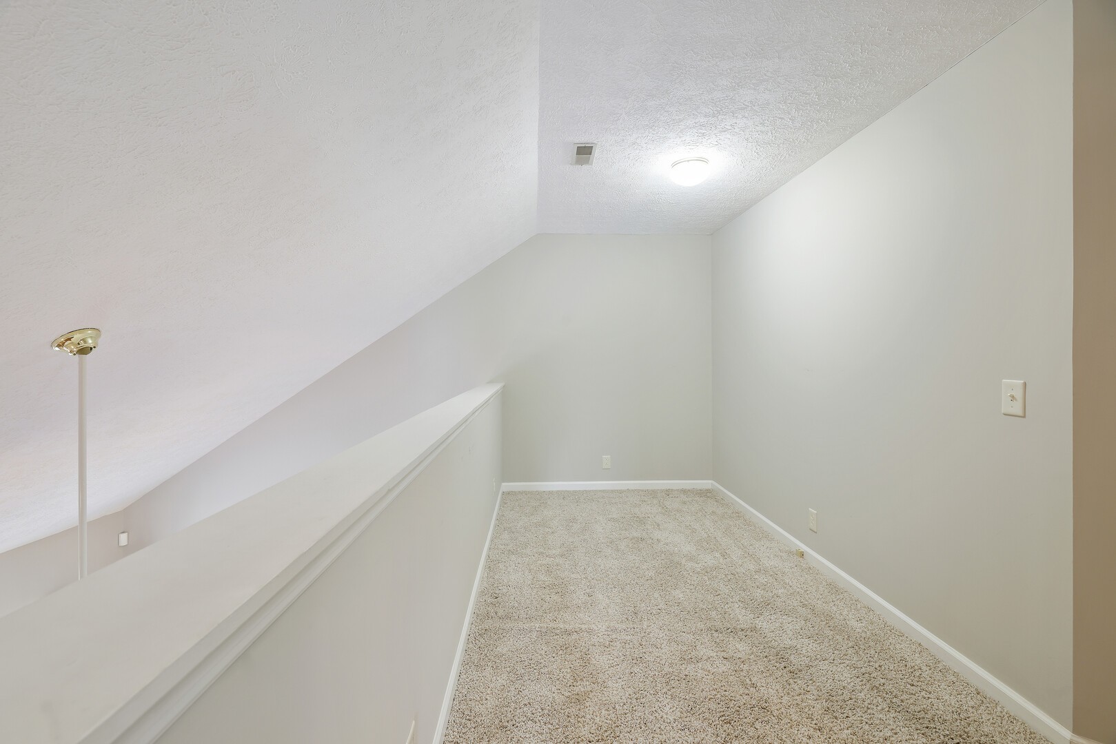 1021 Chateau Valley Ct