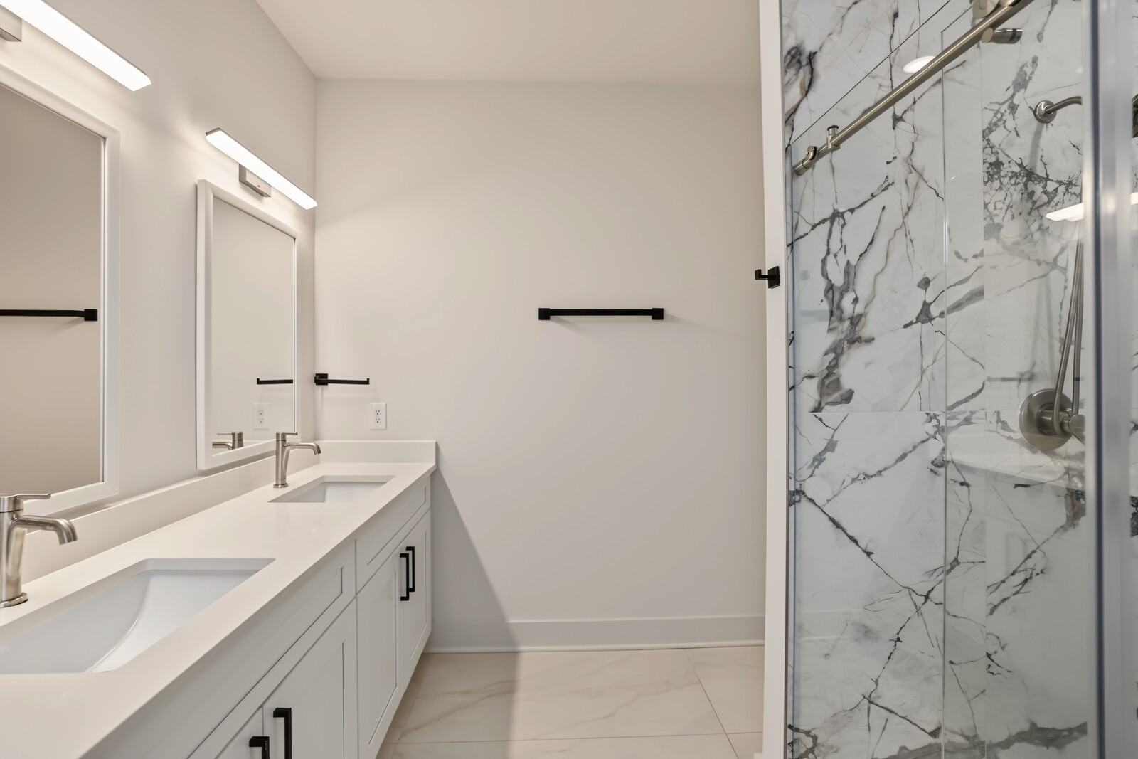 1813B Hermosa St