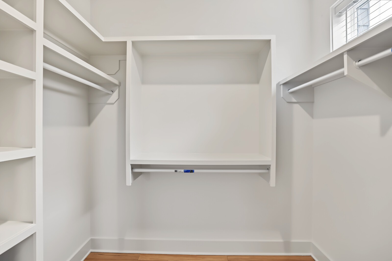 1813B Hermosa St