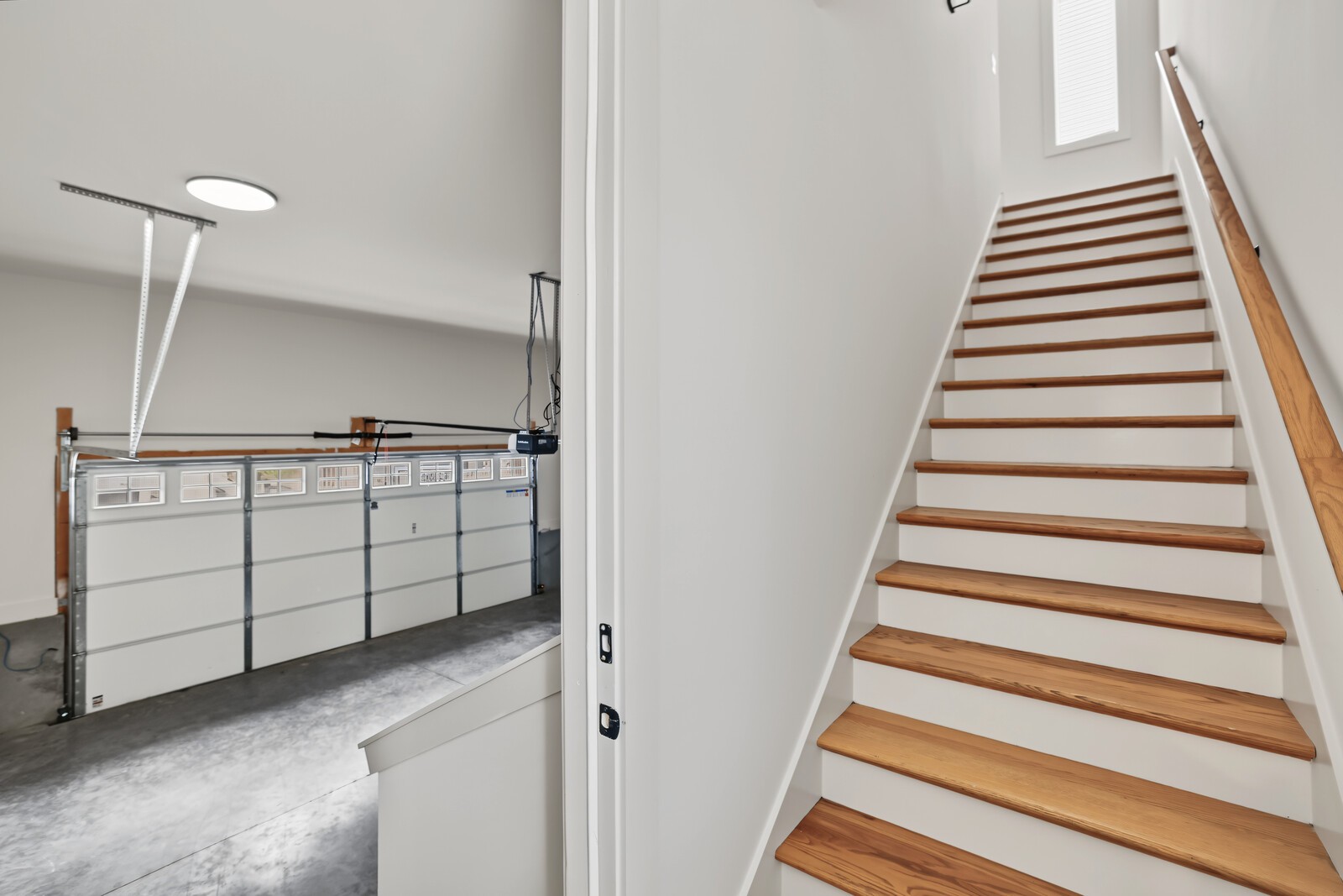 1813B Hermosa St