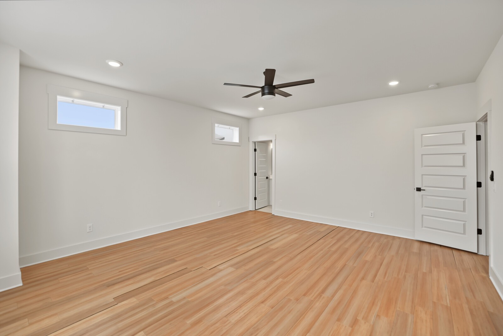 1813B Hermosa St