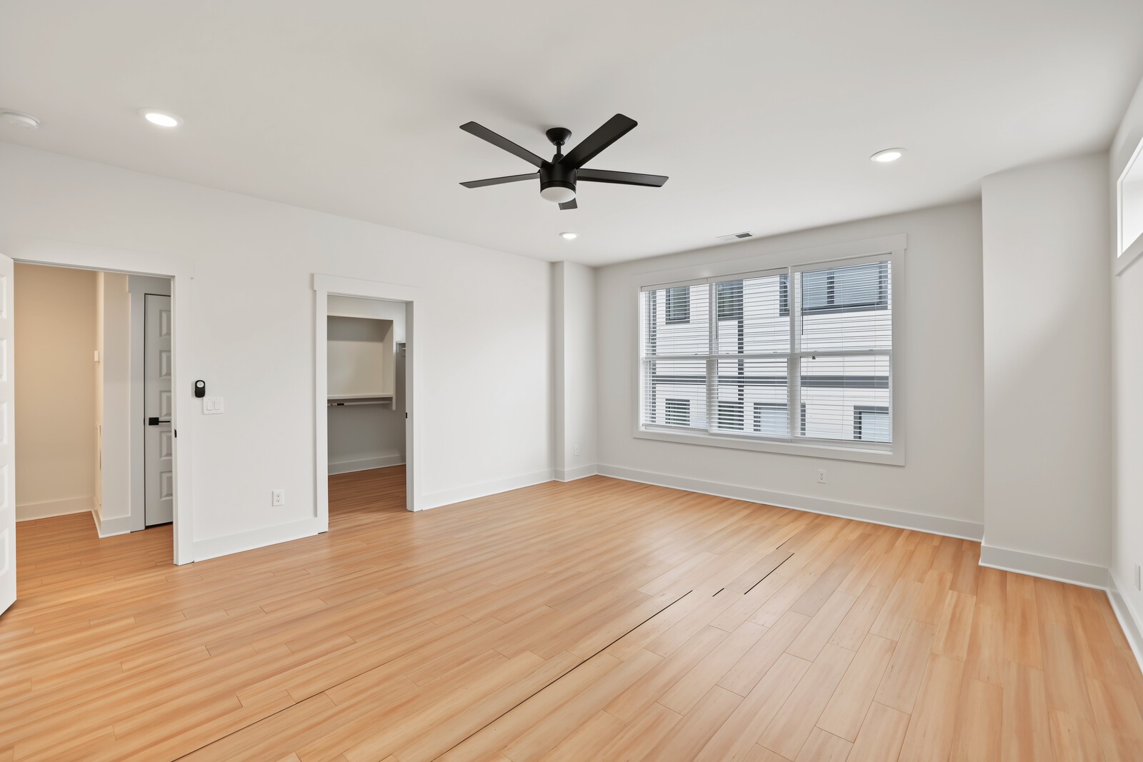 1813B Hermosa St