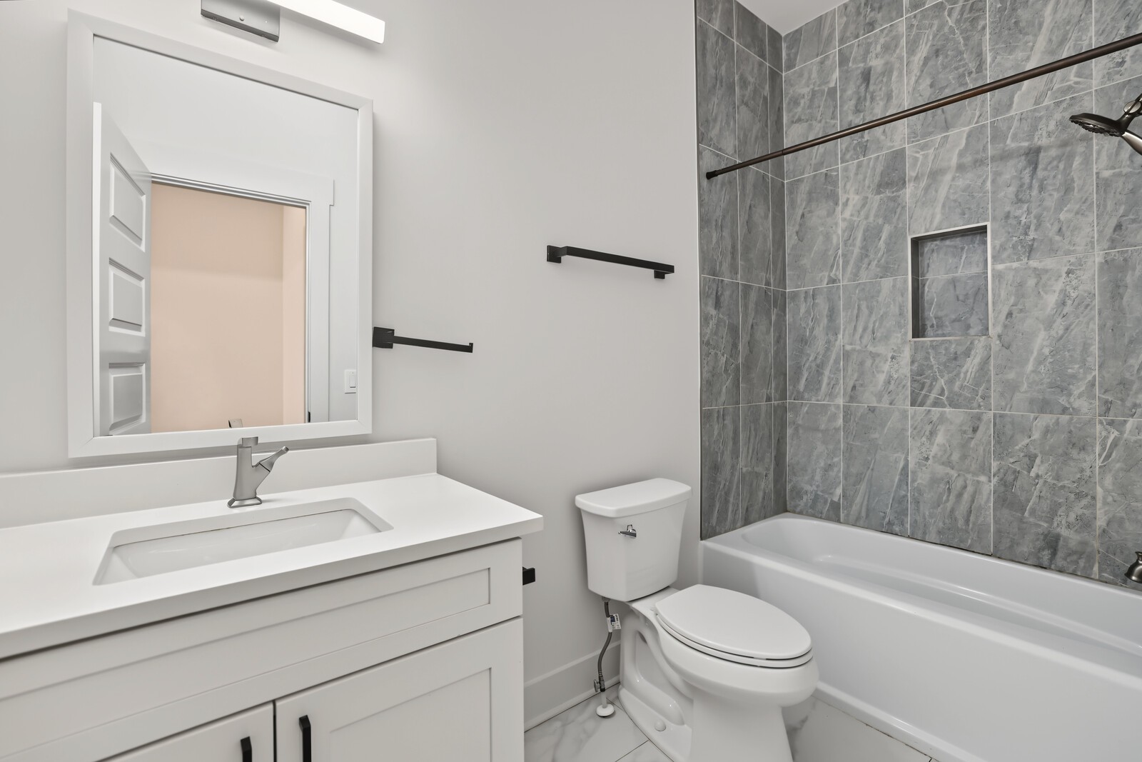 1813B Hermosa St