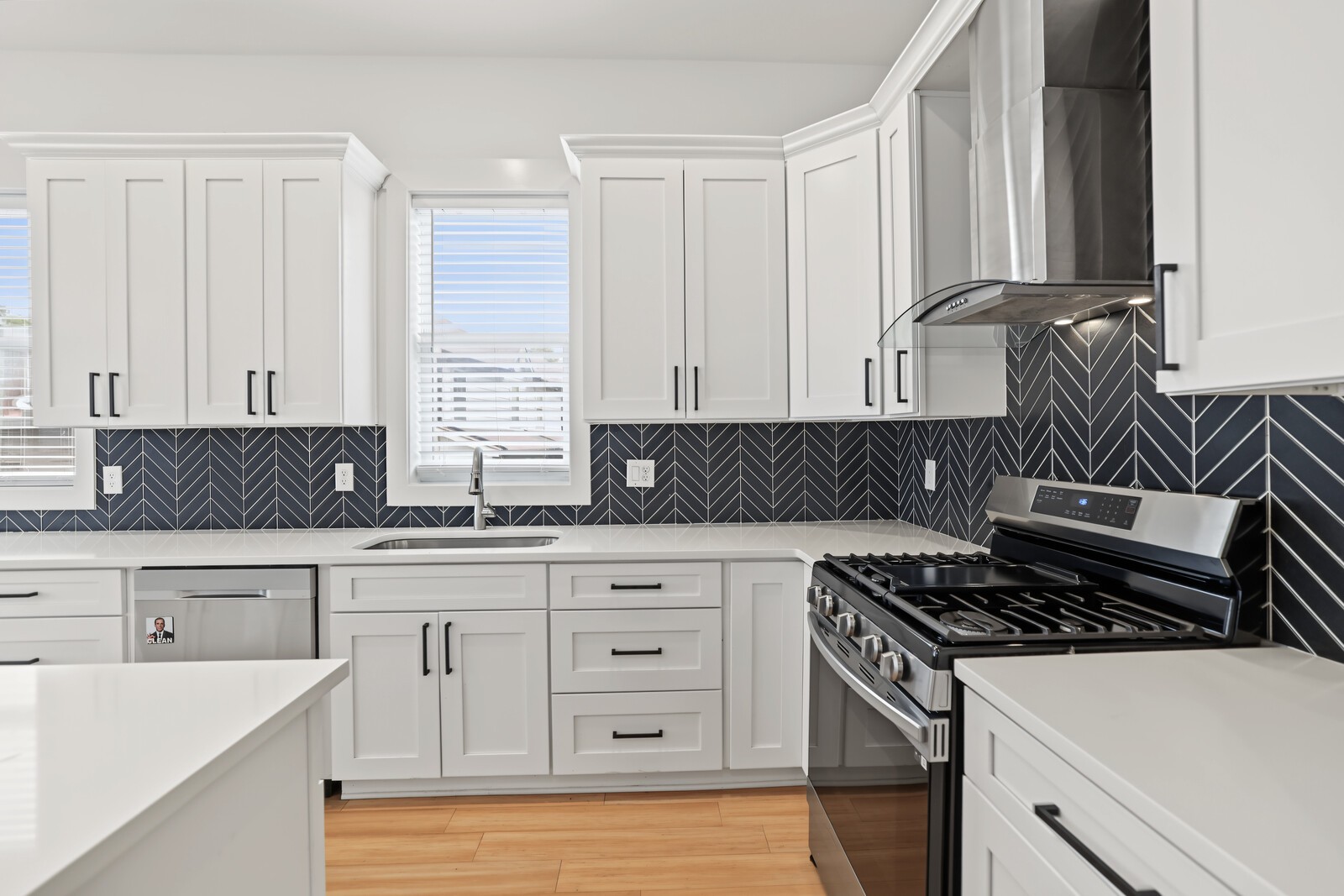 1813B Hermosa St