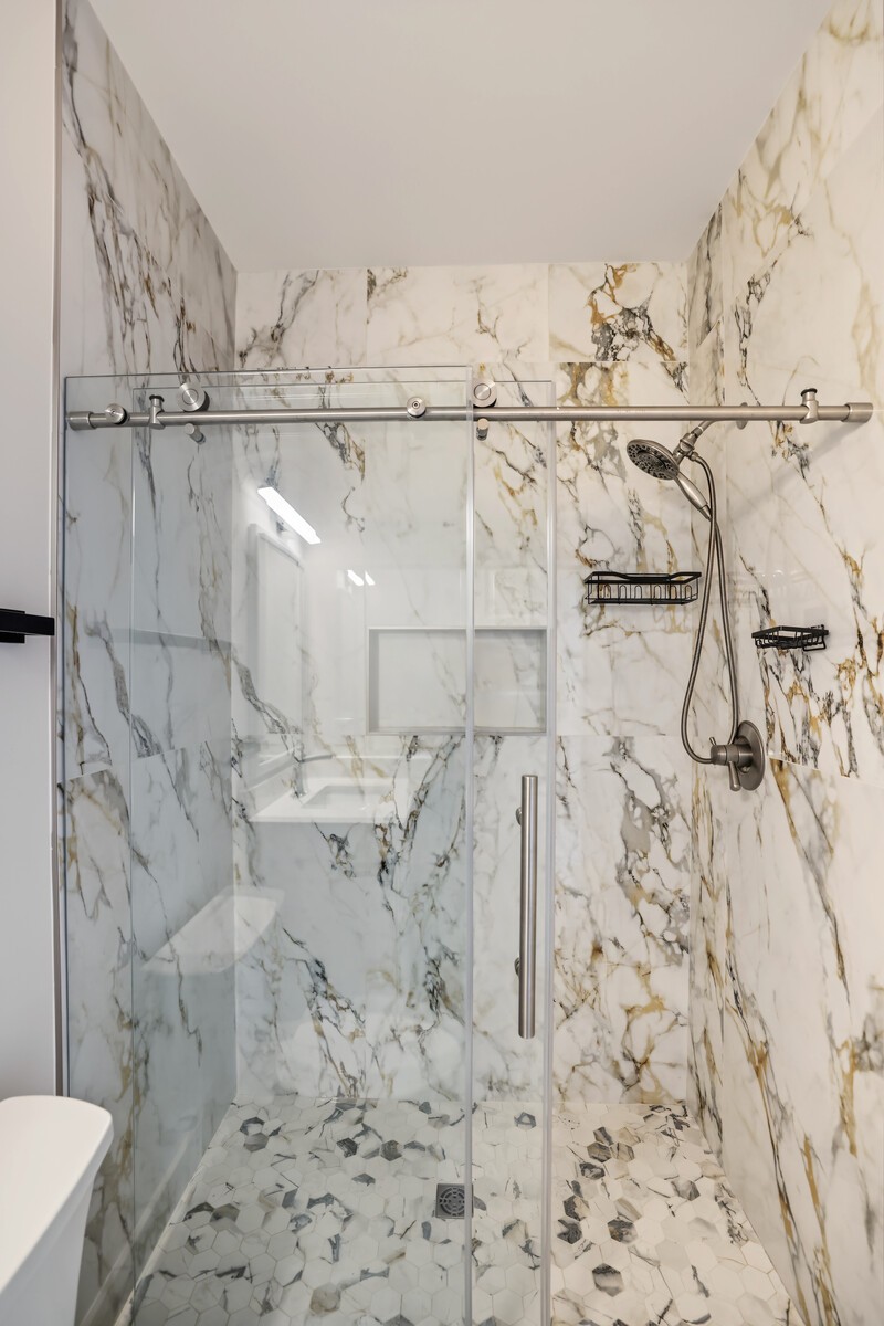 1813B Hermosa St