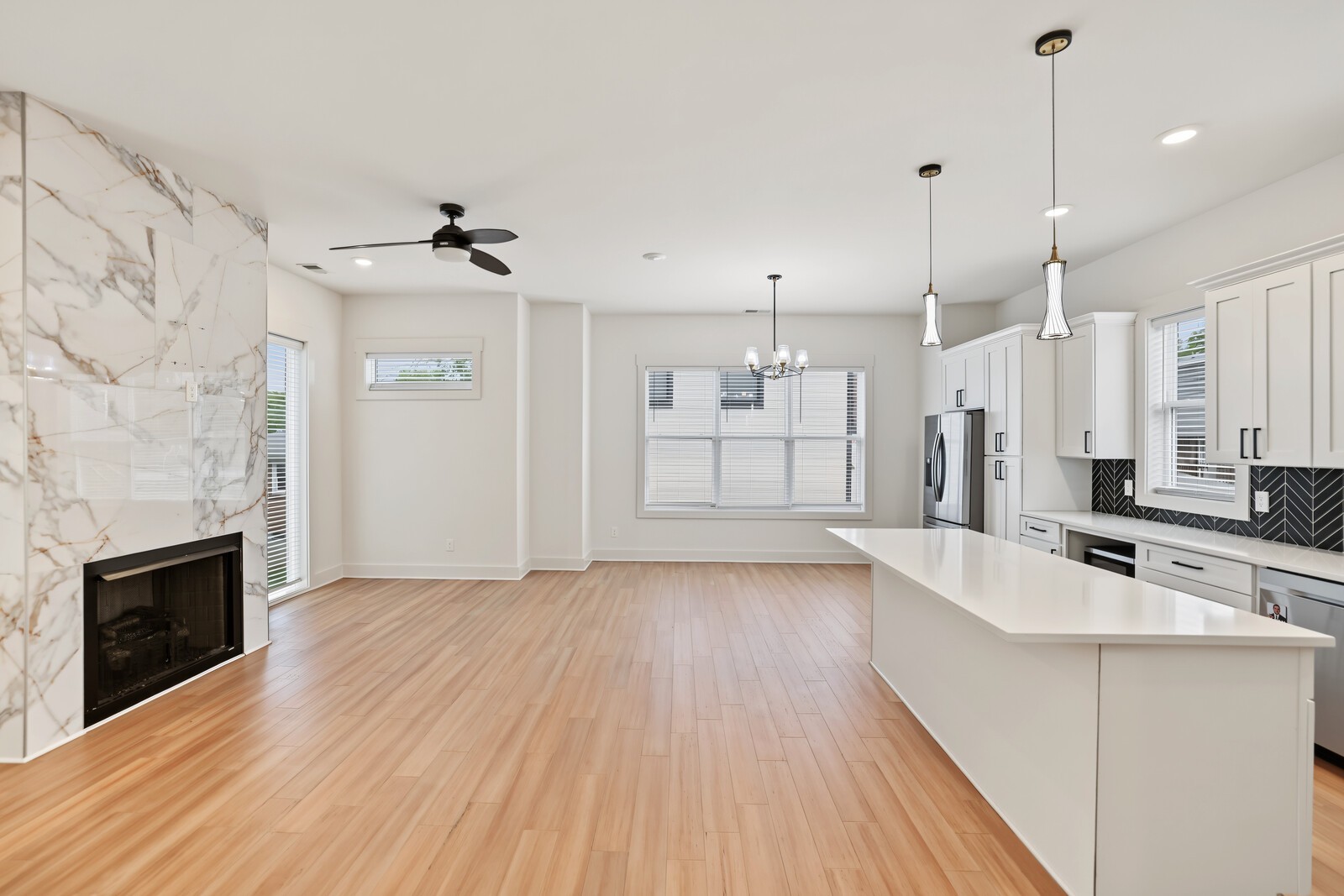1813B Hermosa St