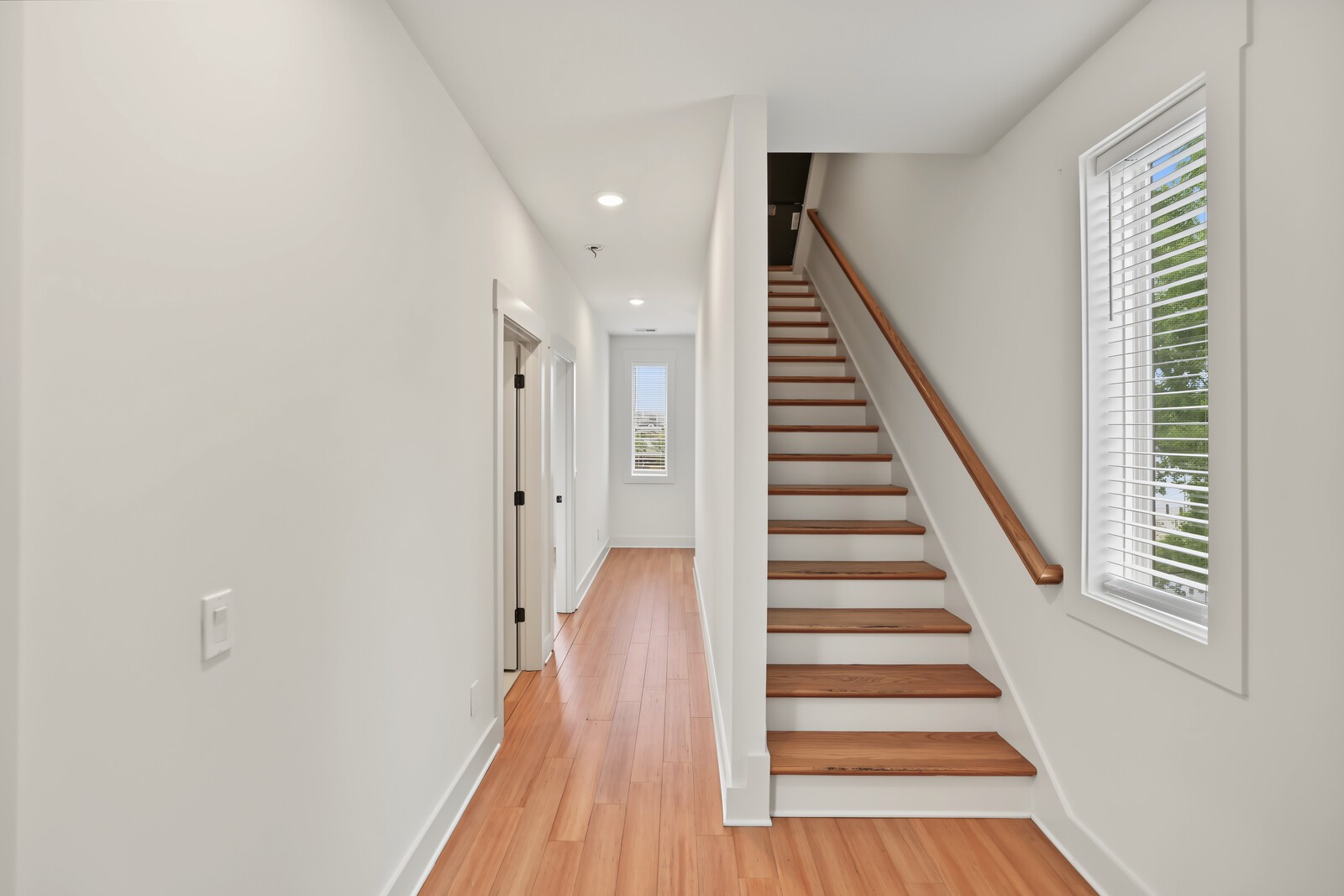 1813B Hermosa St