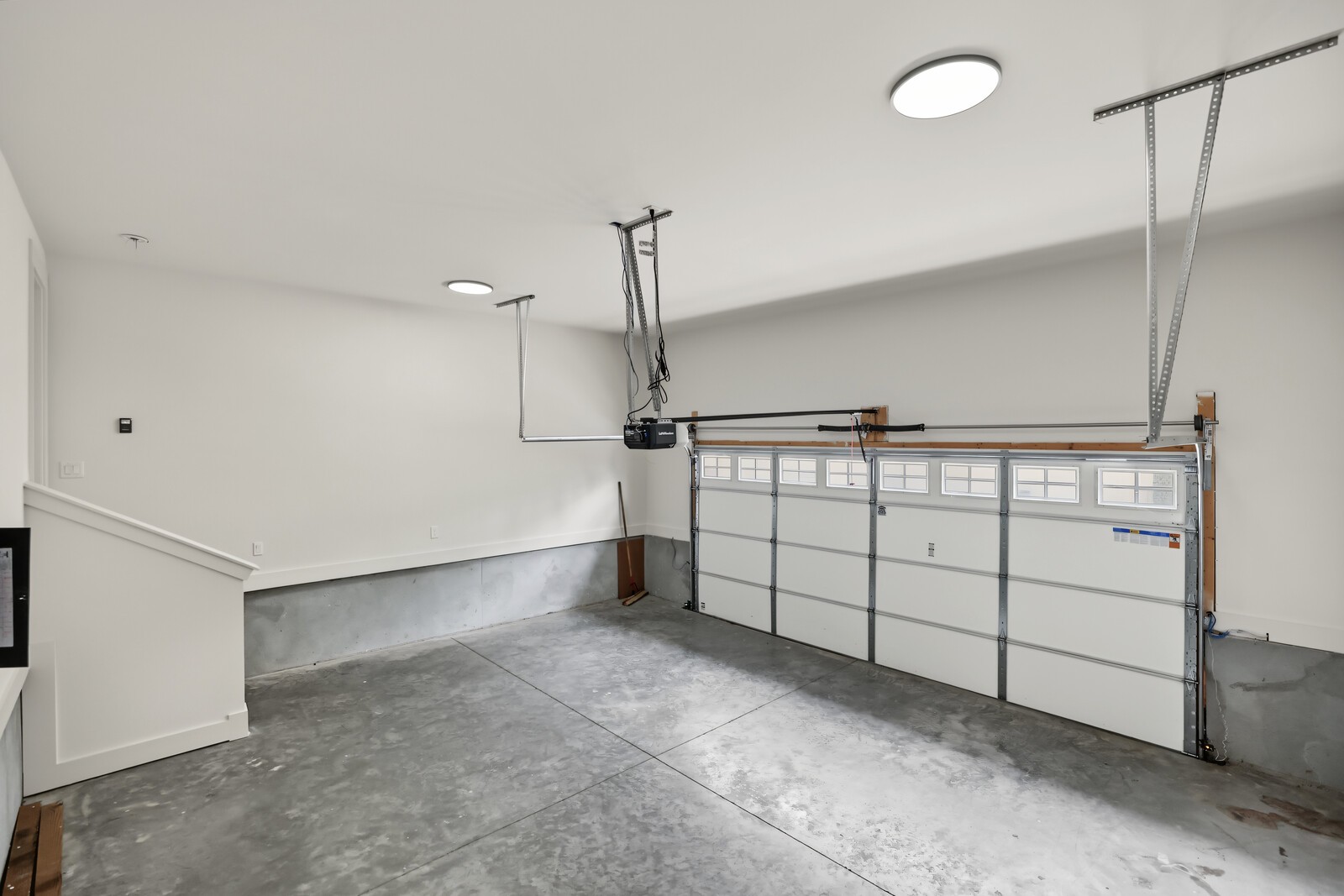 1813B Hermosa St