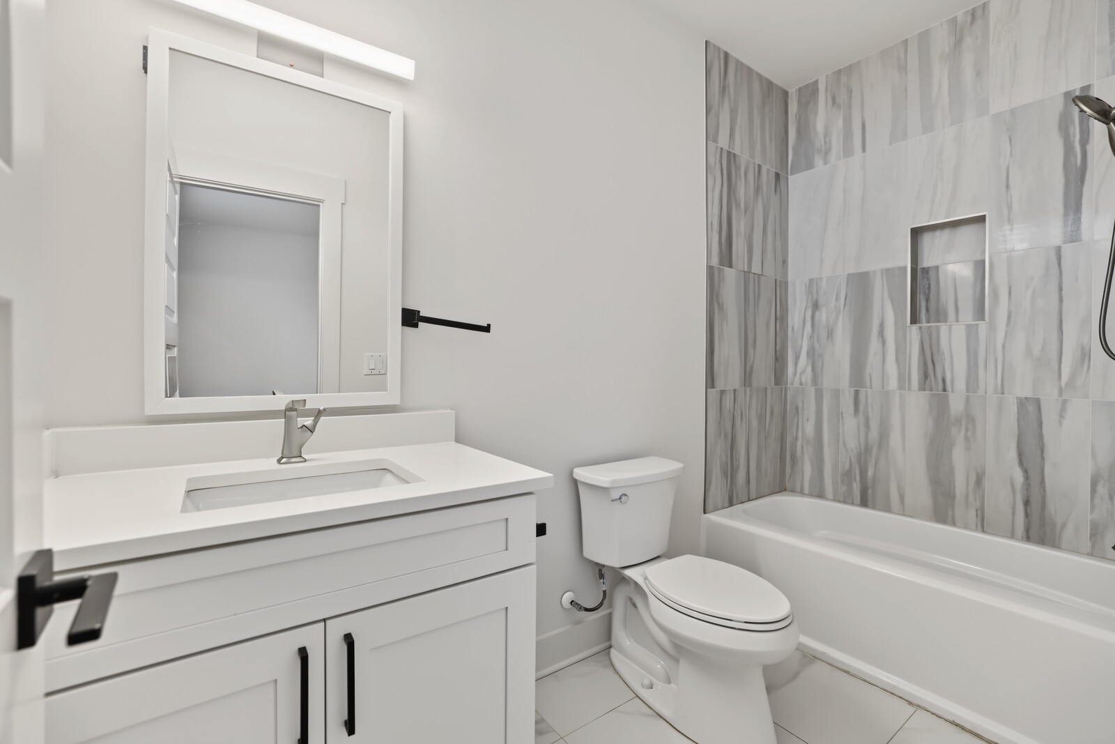 1813B Hermosa St