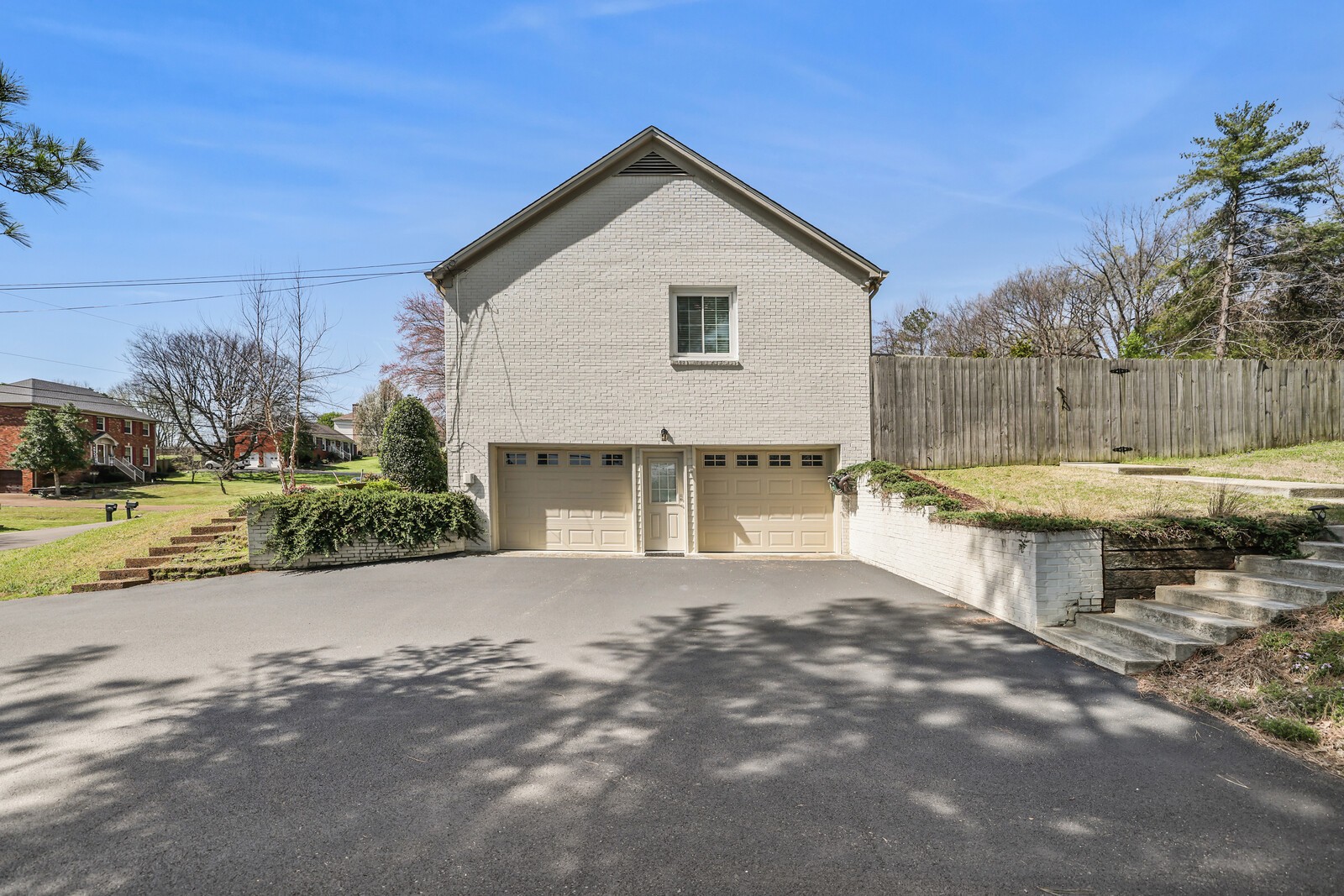 1500 Heritage Dr