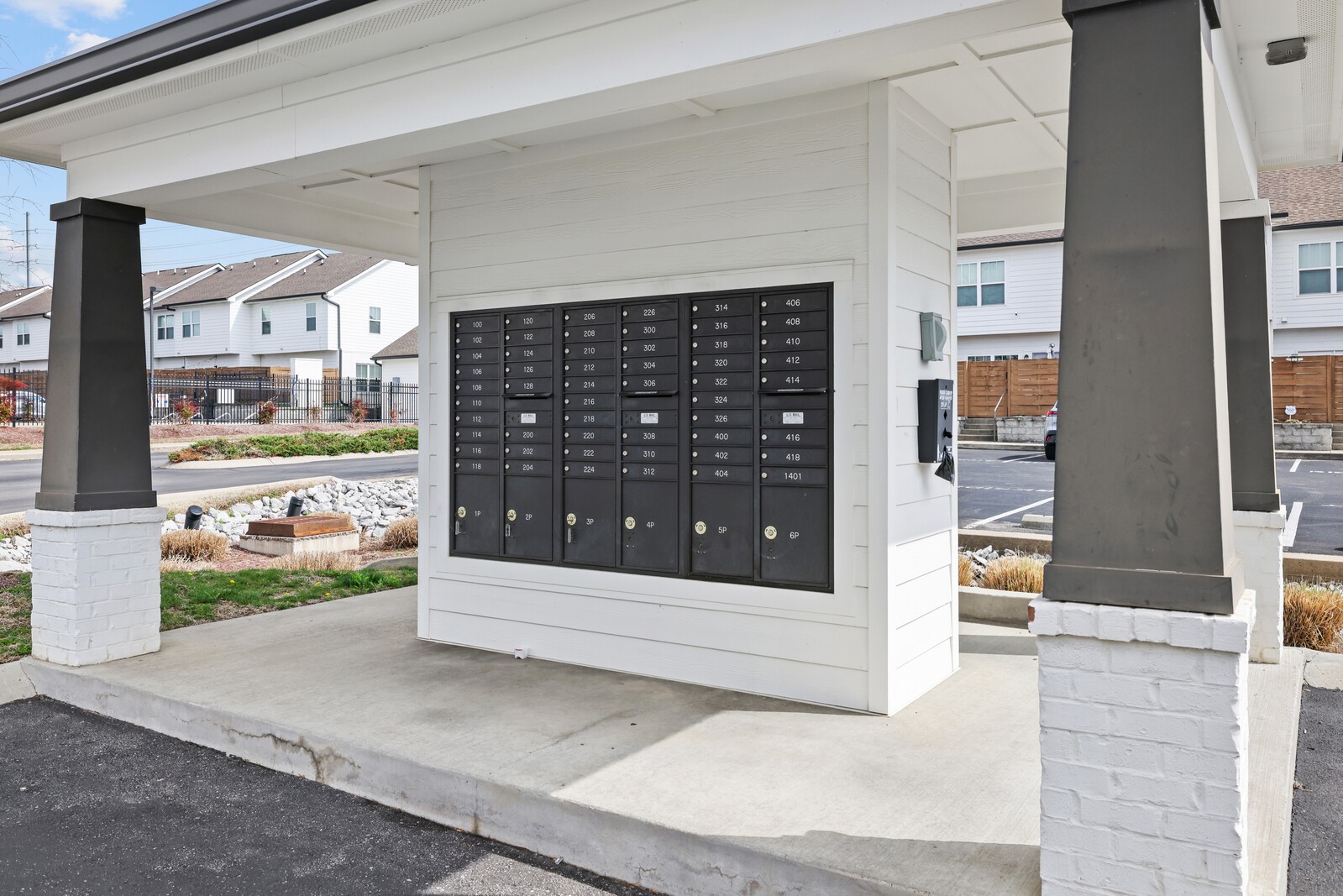 210 W Mill Dr
