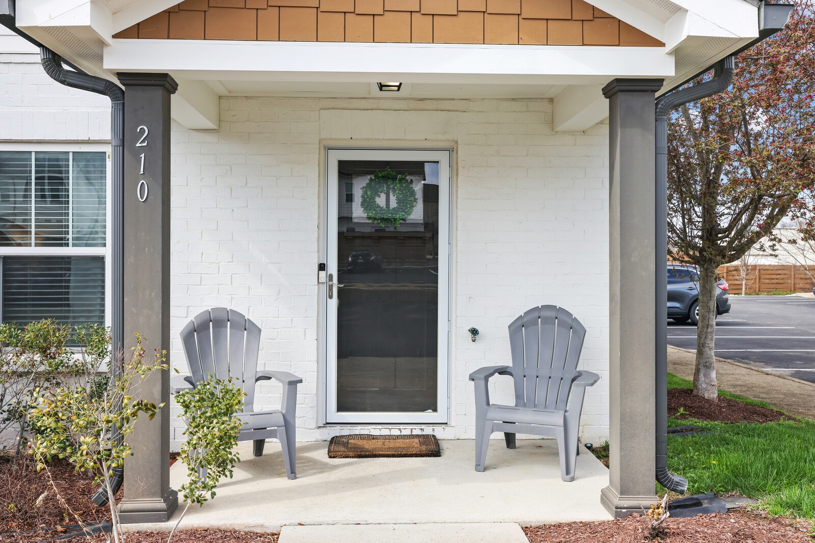 210 W Mill Dr