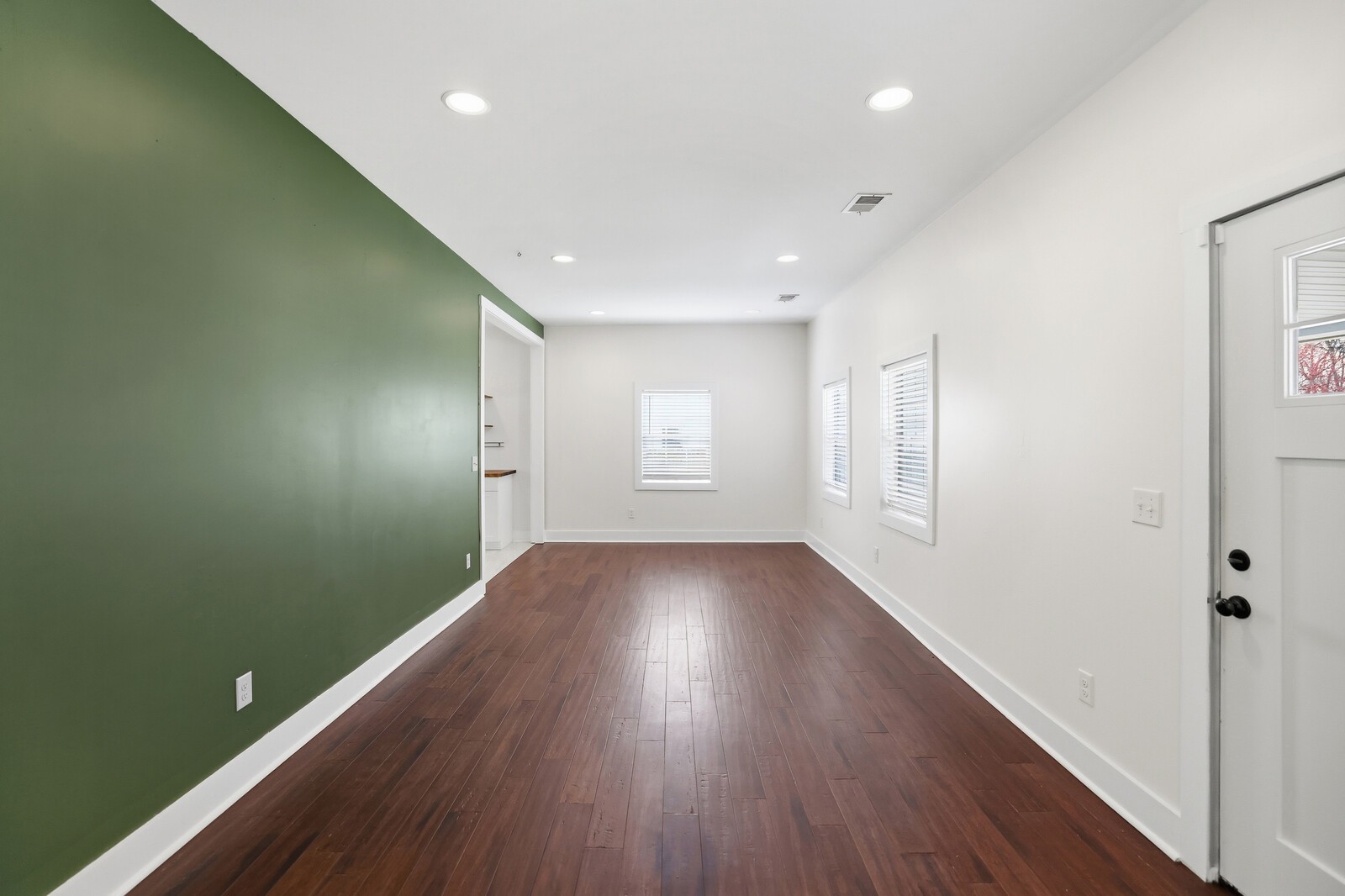 102 Shelby St