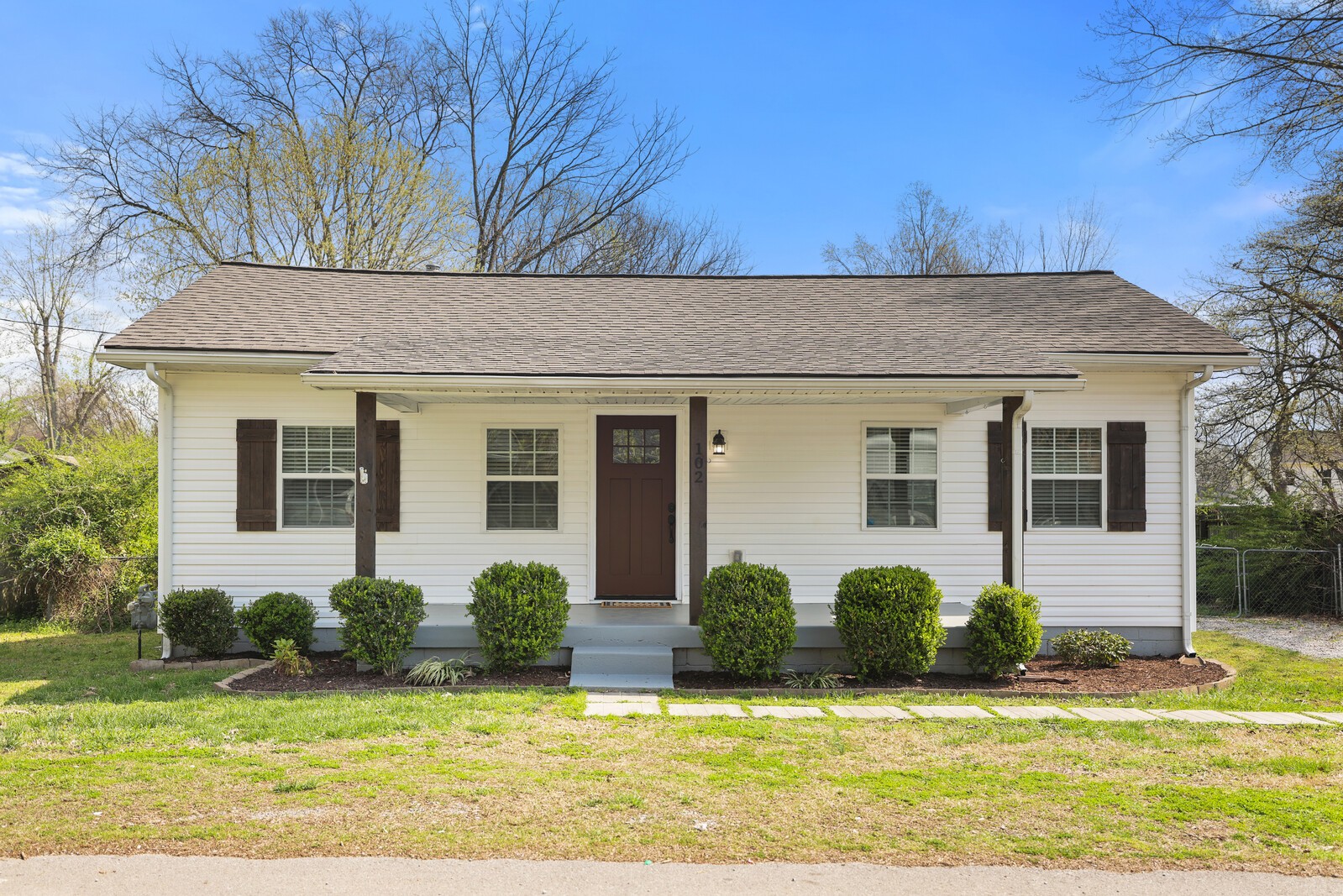 102 Shelby St