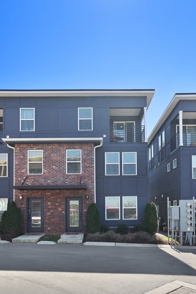 102 Duke St Unit: 45