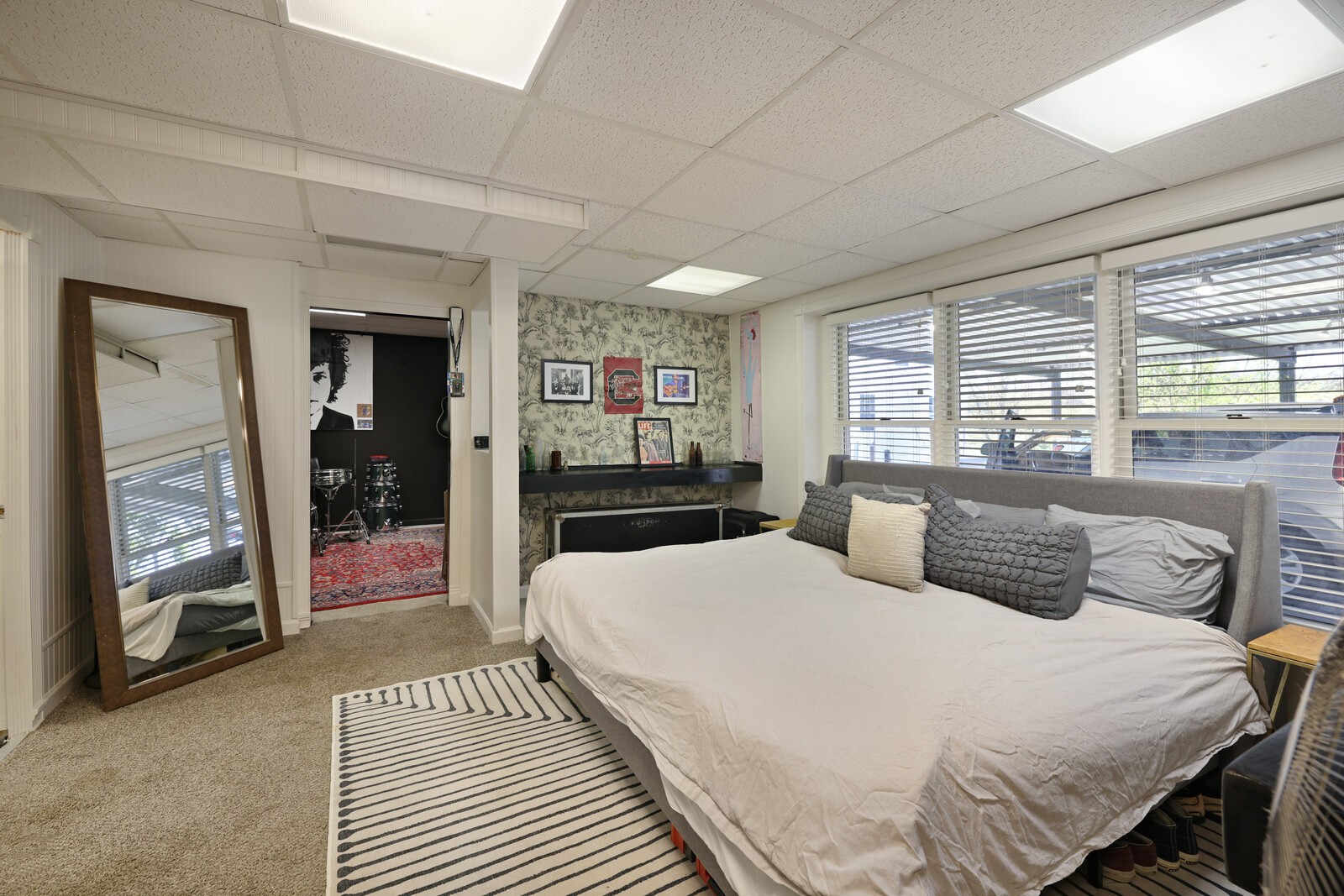 436 Foothill Dr