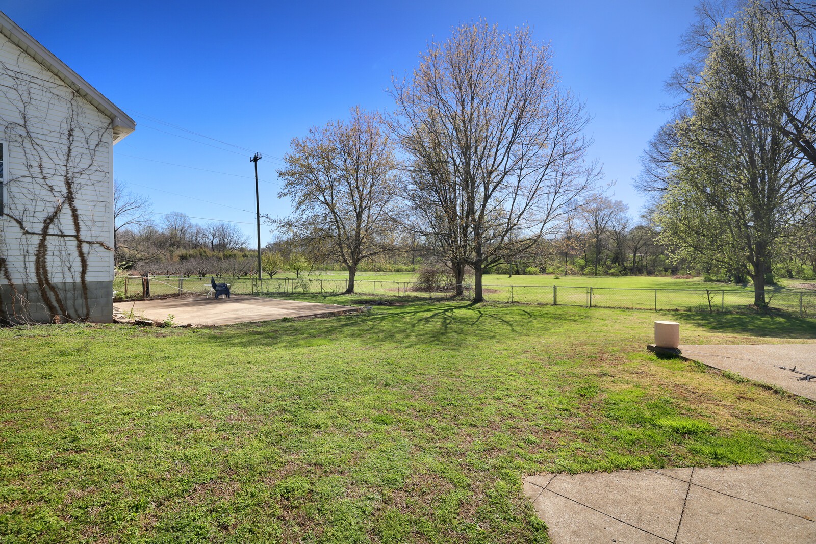 436 Foothill Dr