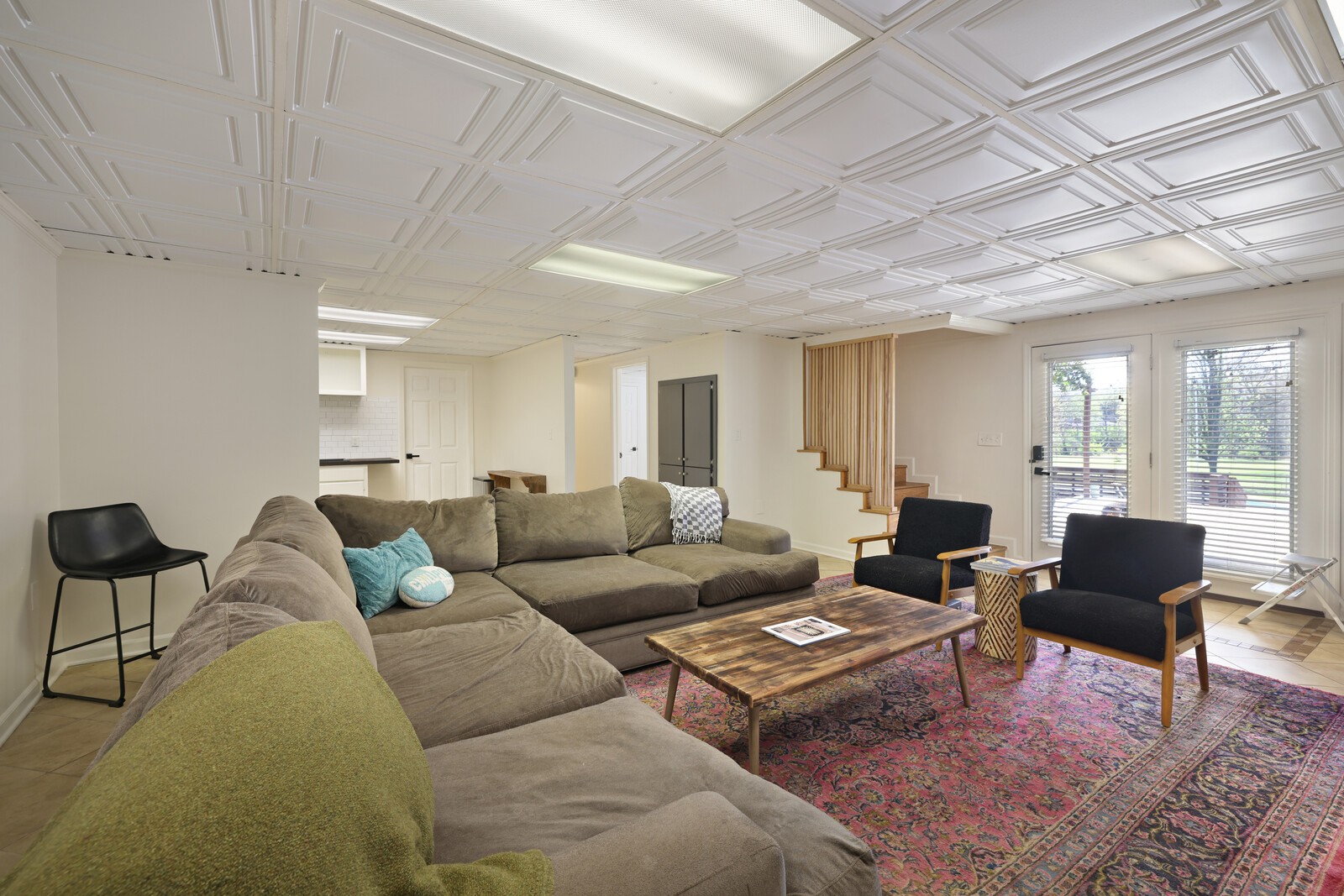 436 Foothill Dr