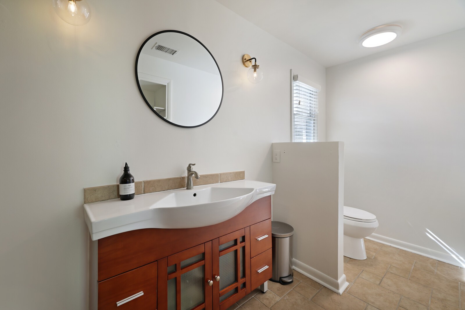 436 Foothill Dr