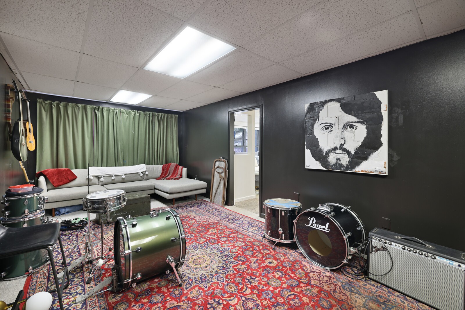436 Foothill Dr