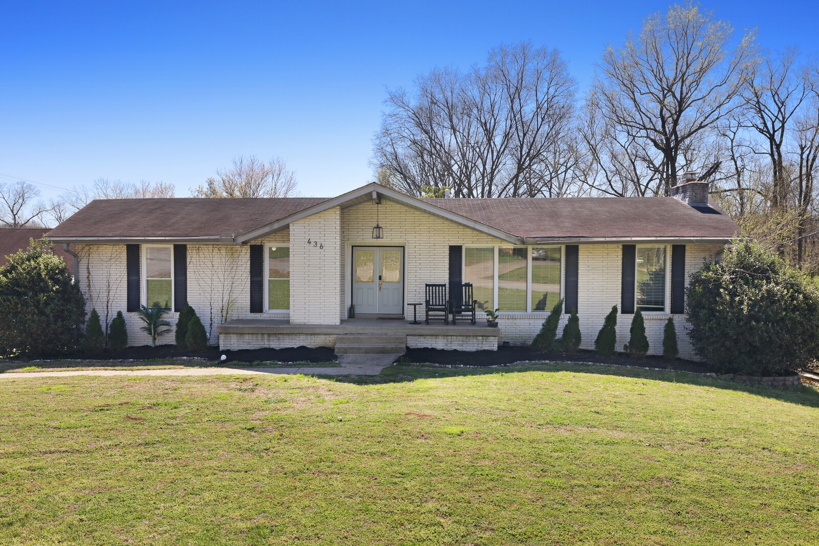 436 Foothill Dr