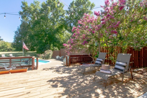436 Foothill Dr