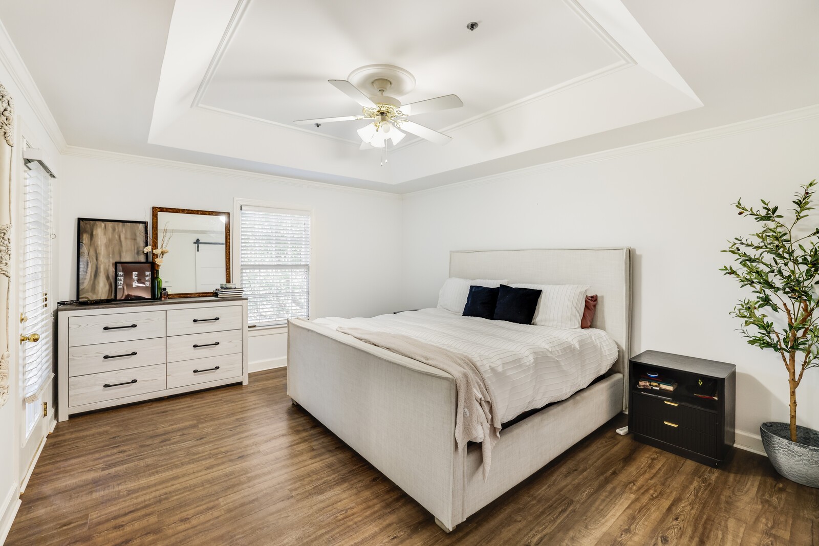 305 Rose Hall