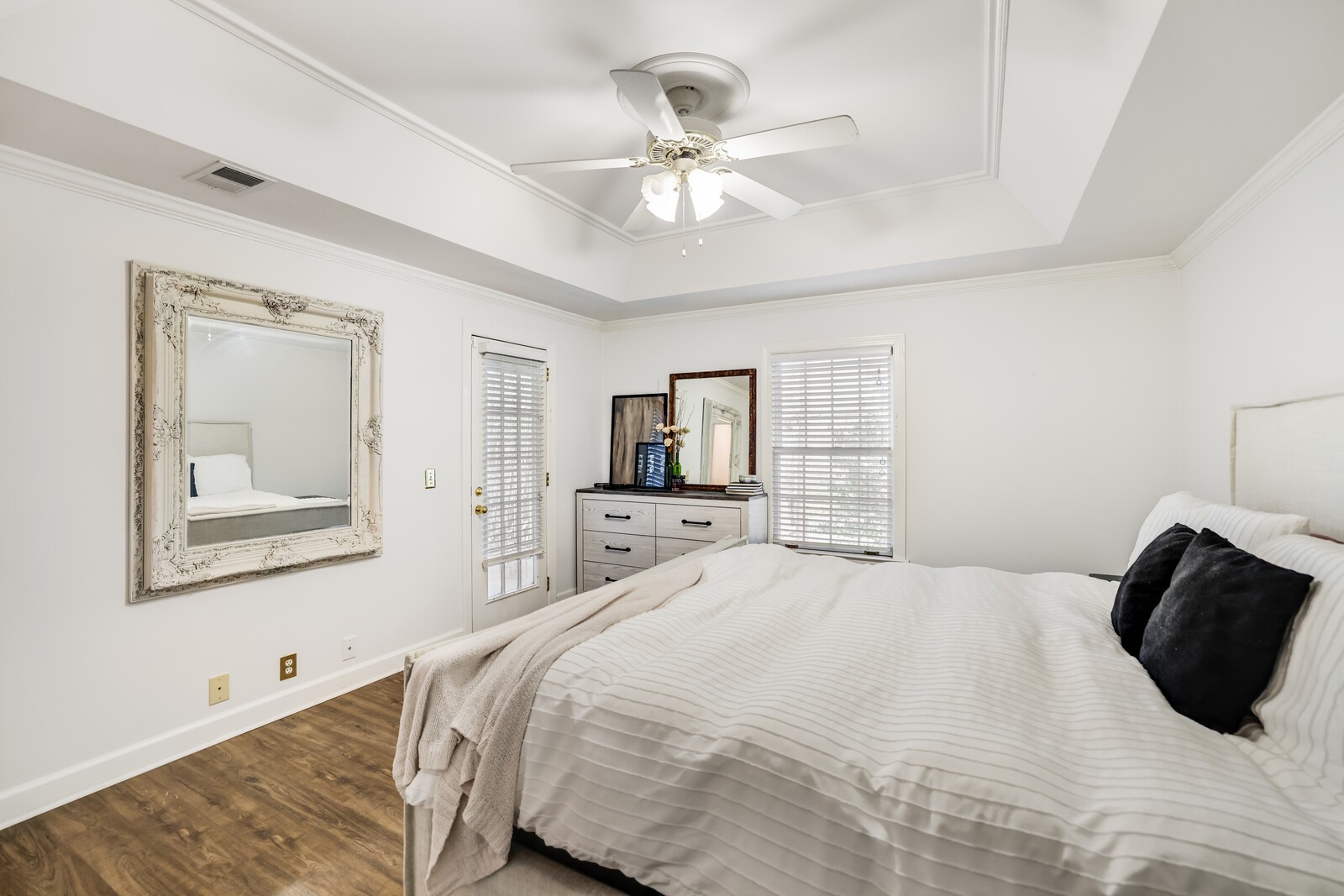 305 Rose Hall