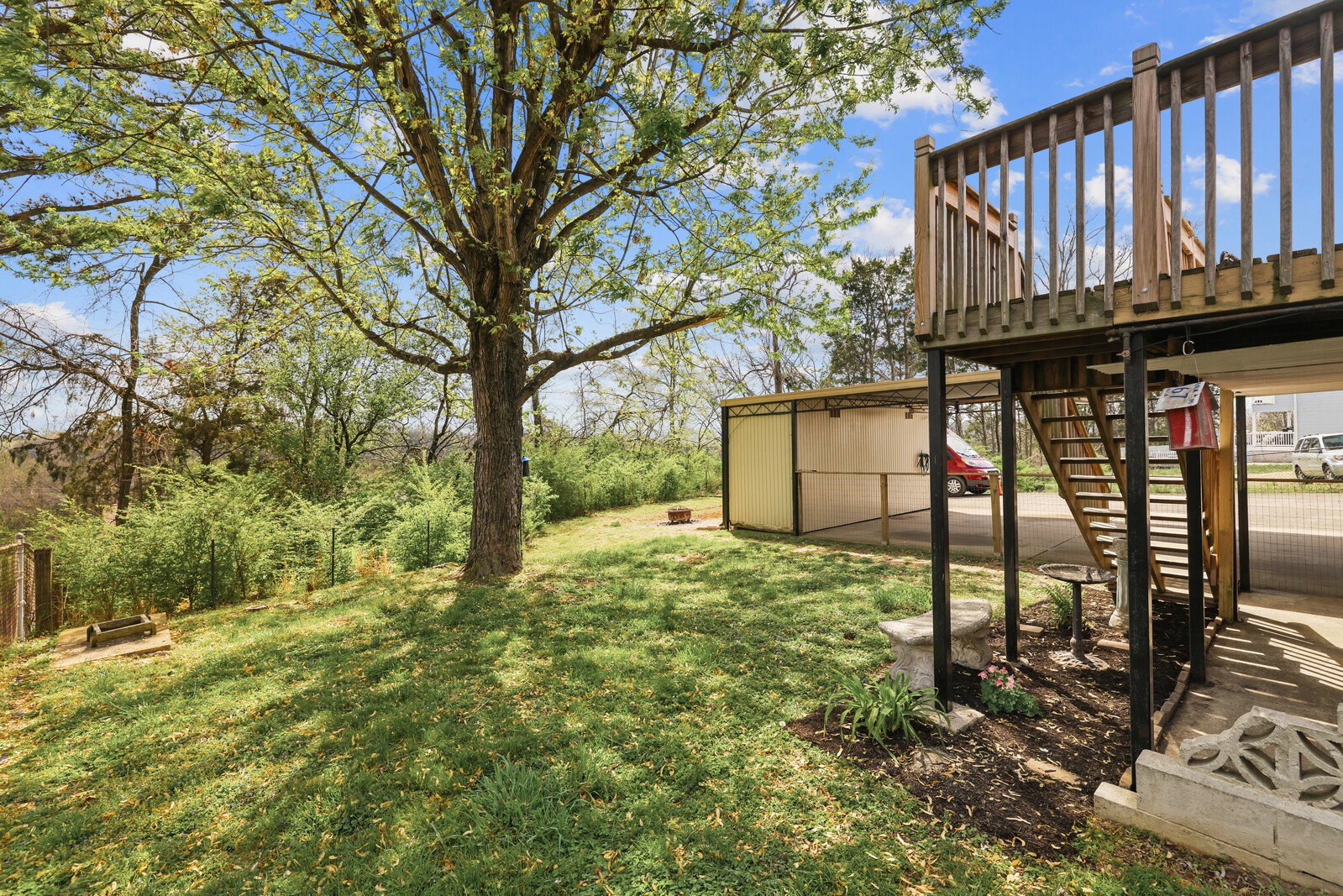 4832 Bowfield Dr