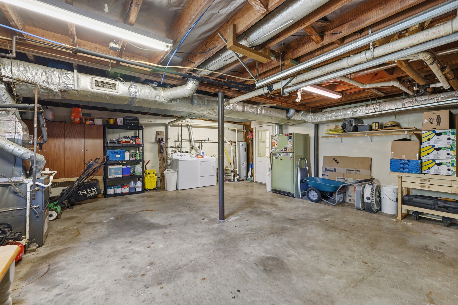 4832 Bowfield Dr
