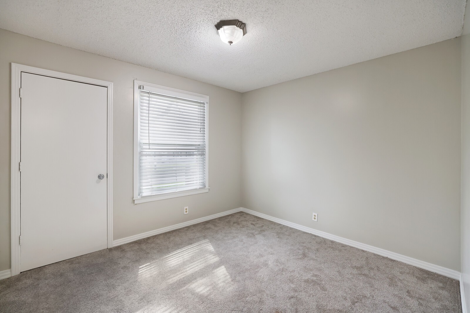 169 Timberlake Dr