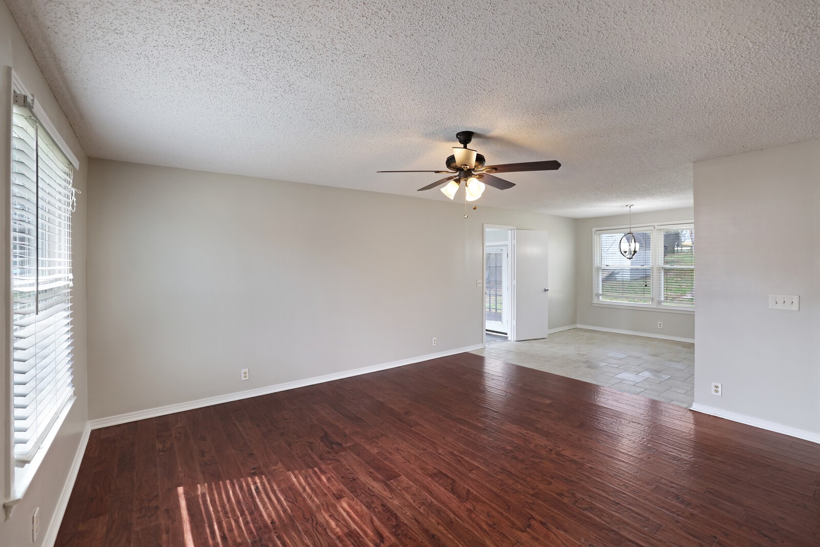 169 Timberlake Dr