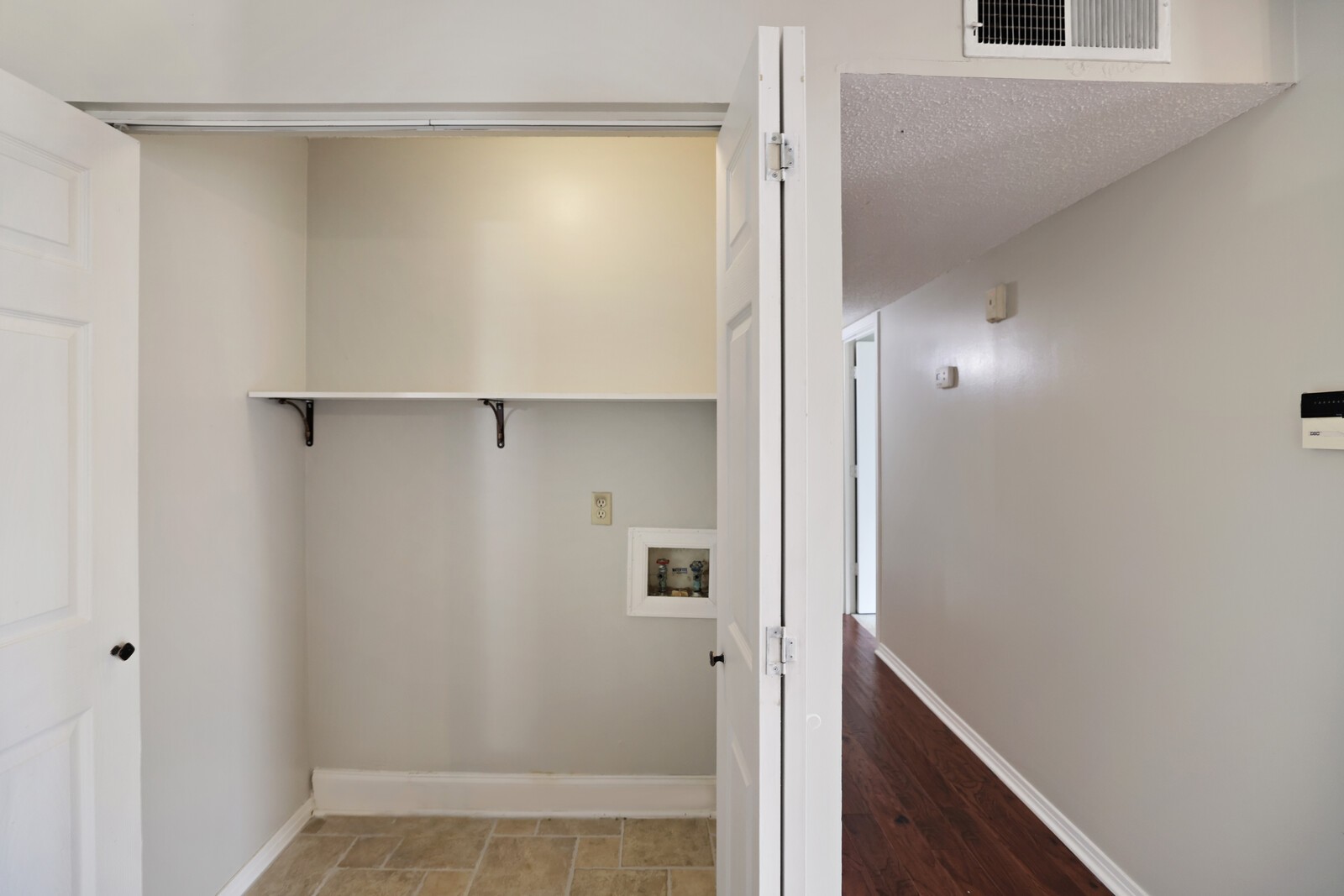 169 Timberlake Dr