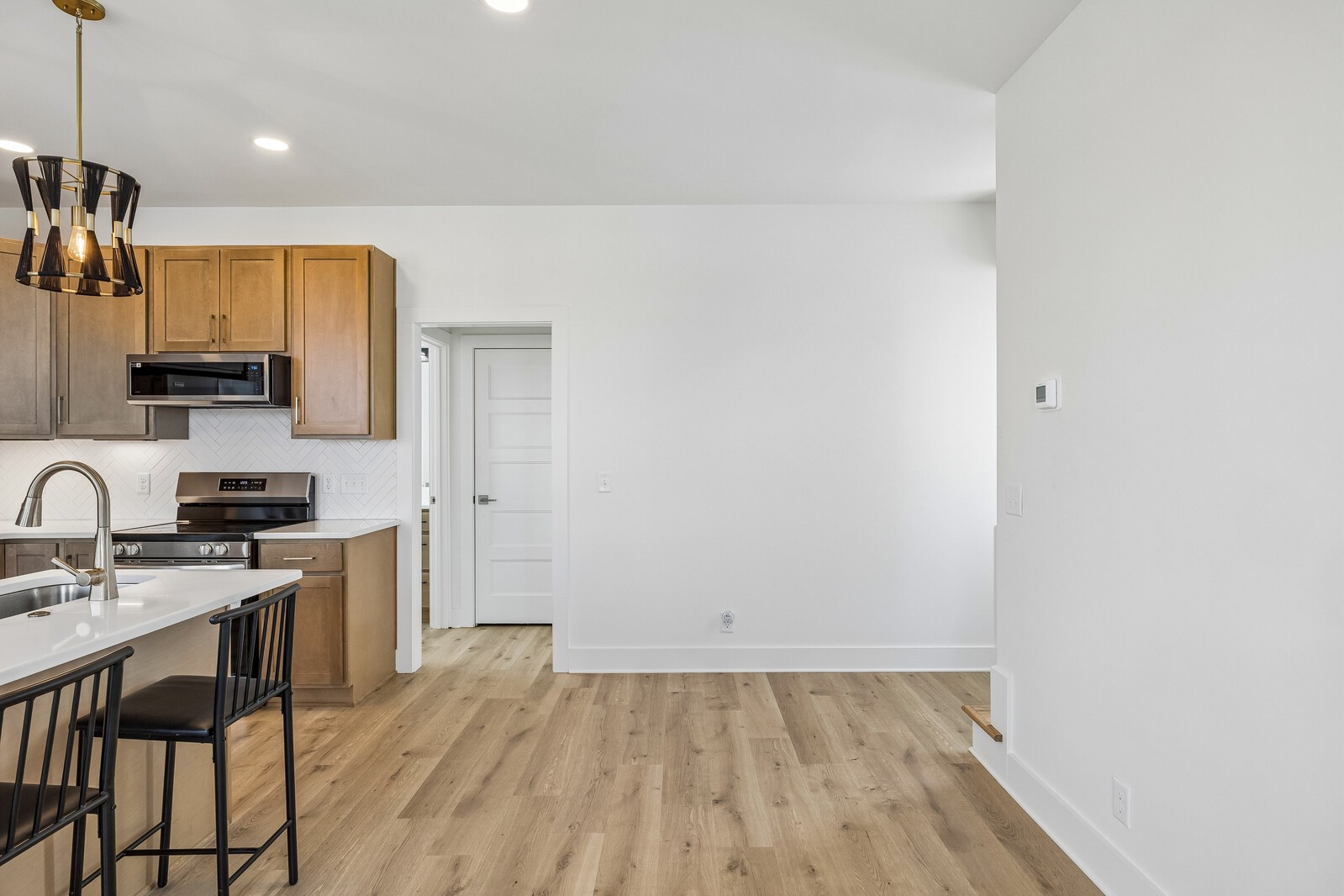 19A Keith St