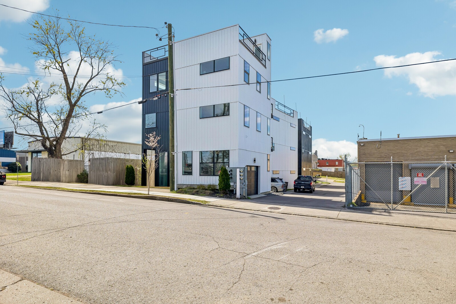 19A Keith St