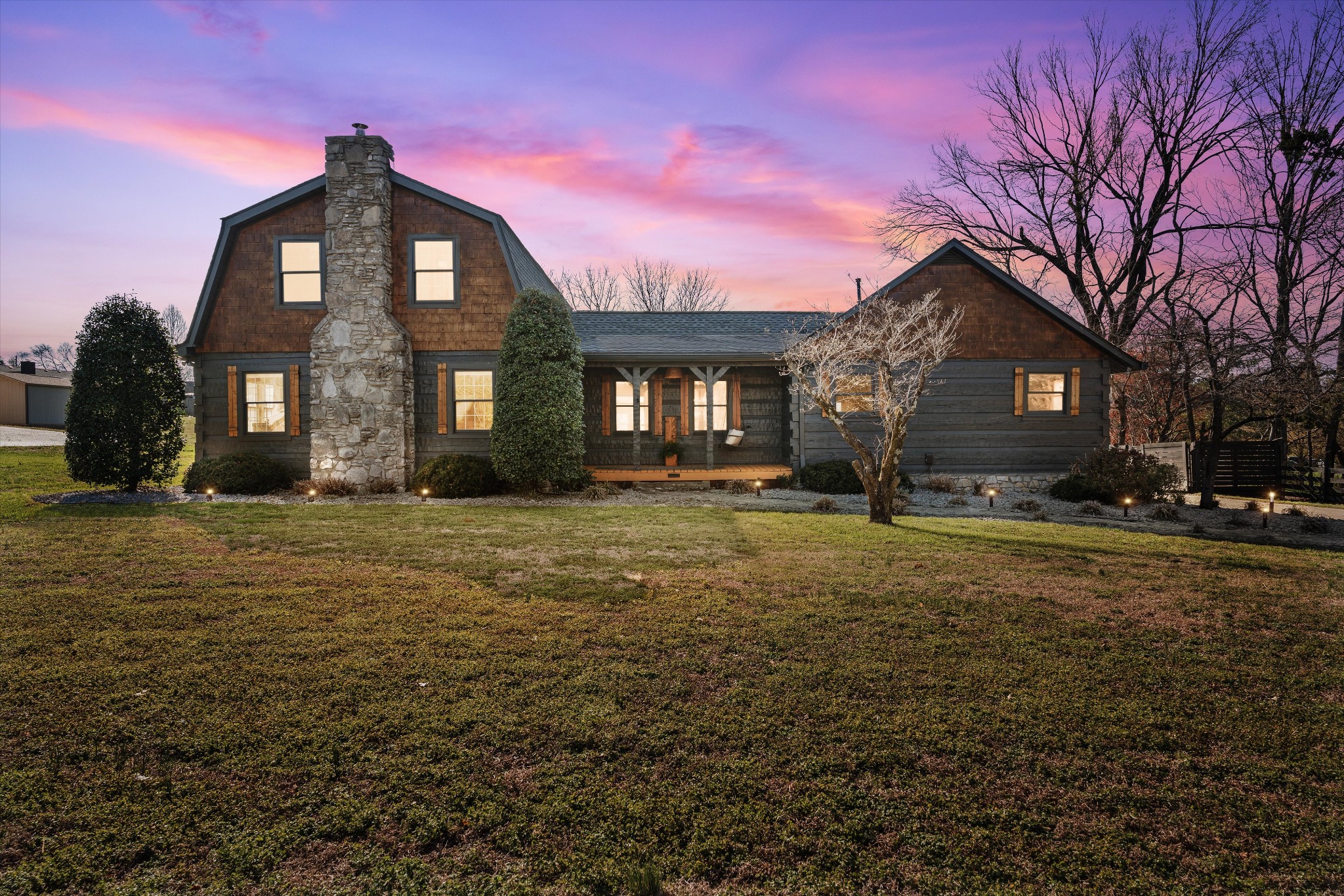 223 Hickory Trce