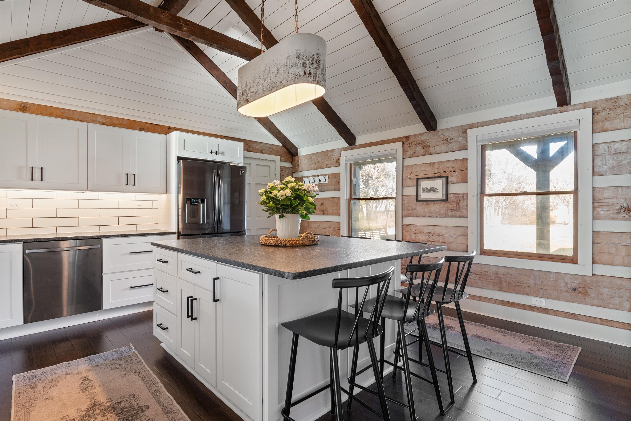 223 Hickory Trce