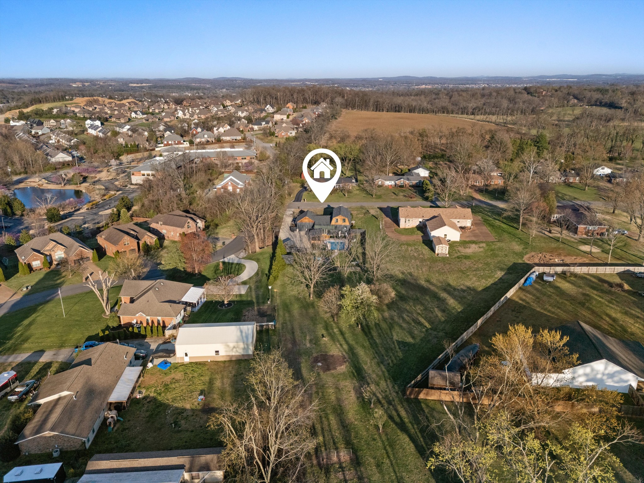 223 Hickory Trce