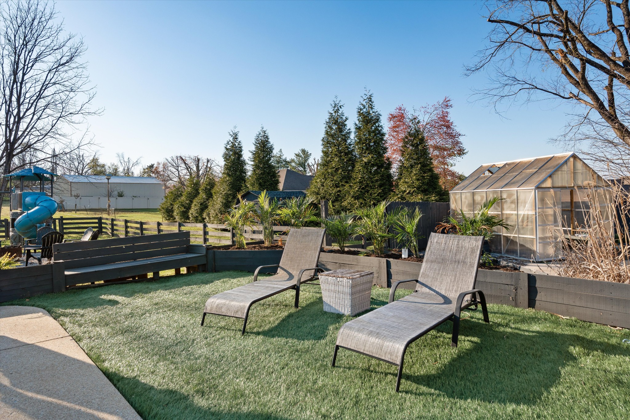 223 Hickory Trce