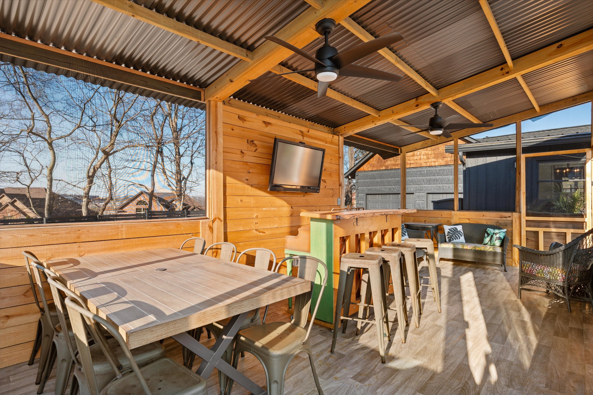 223 Hickory Trce