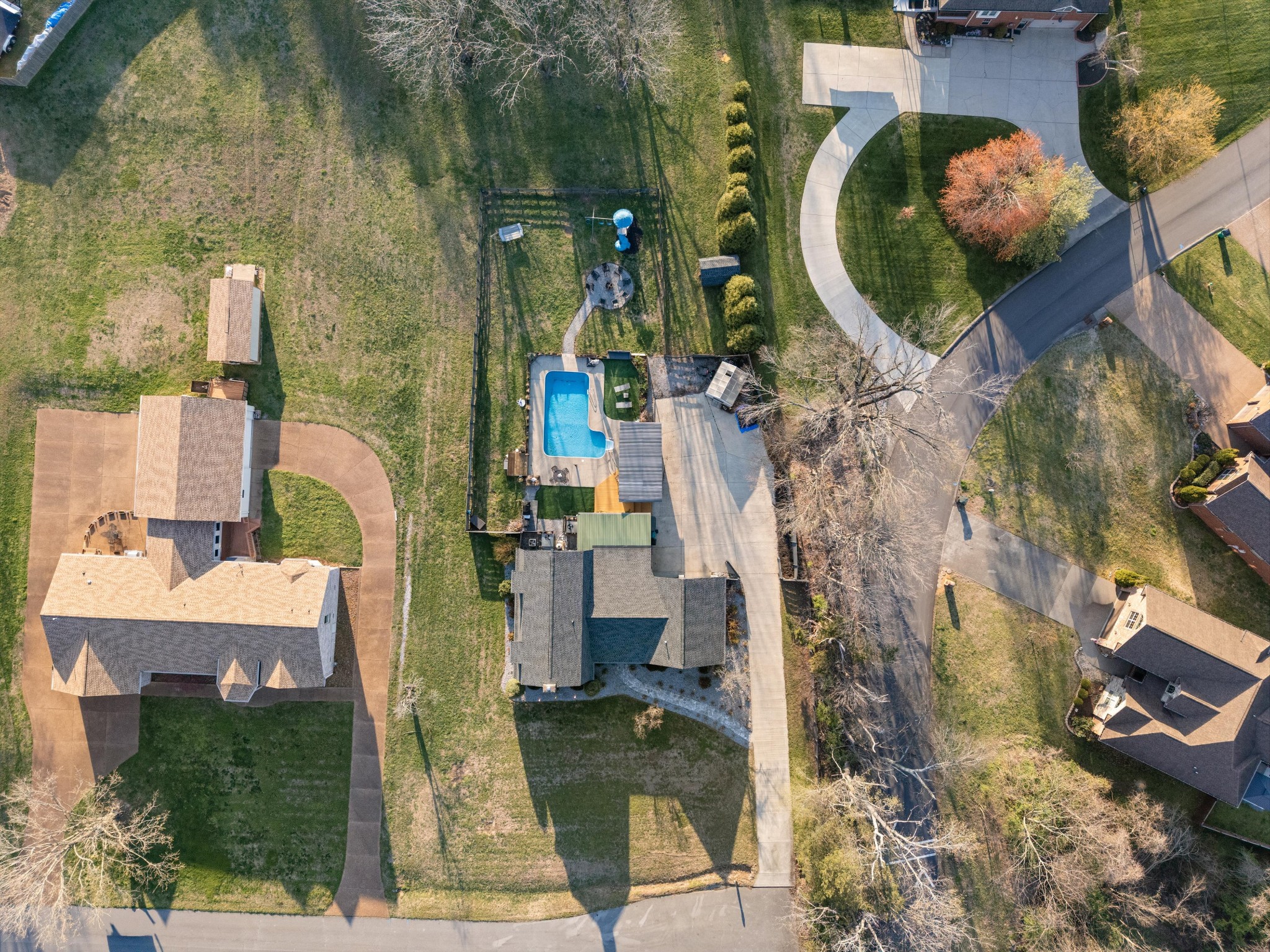 223 Hickory Trce