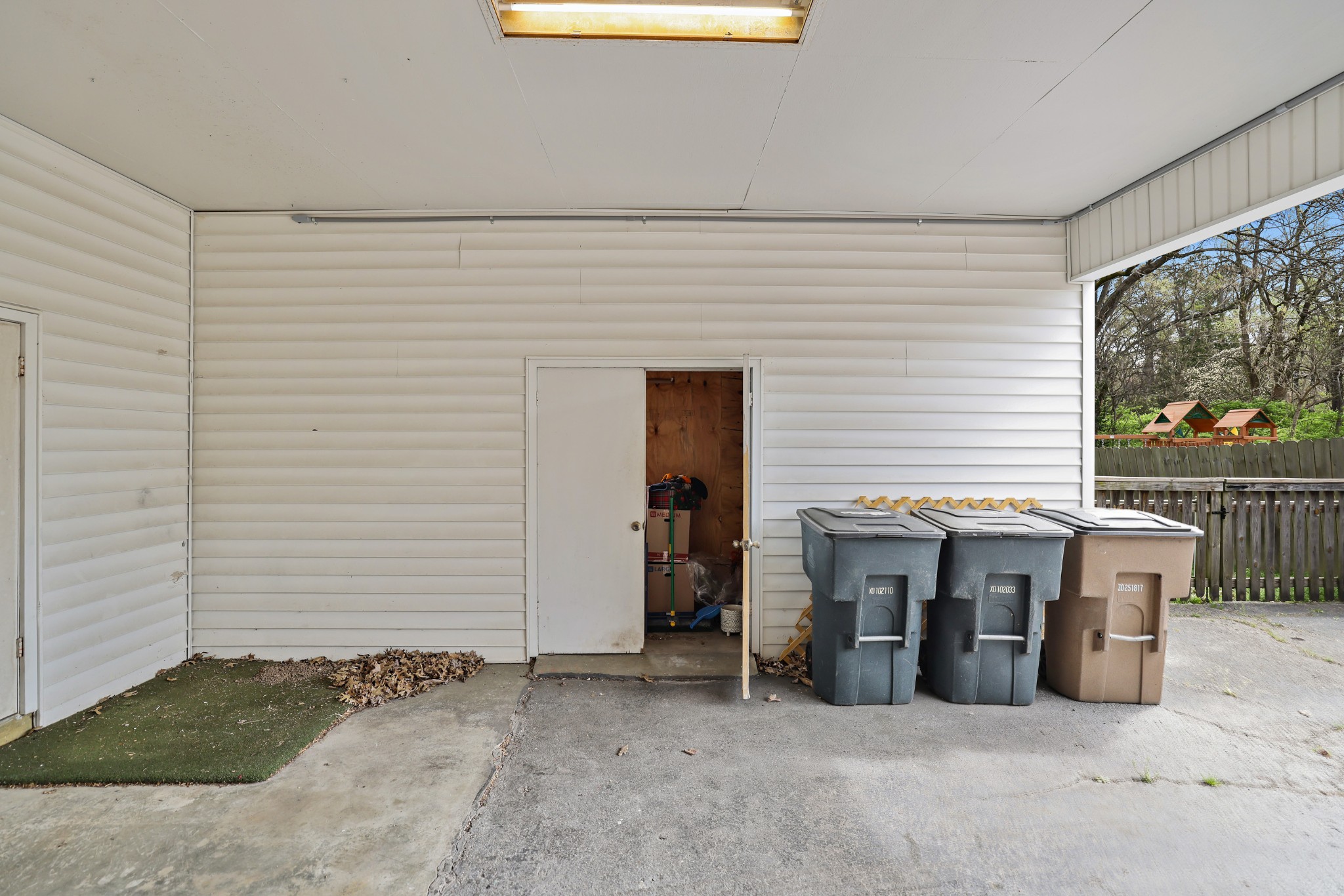 678 Brewer Dr