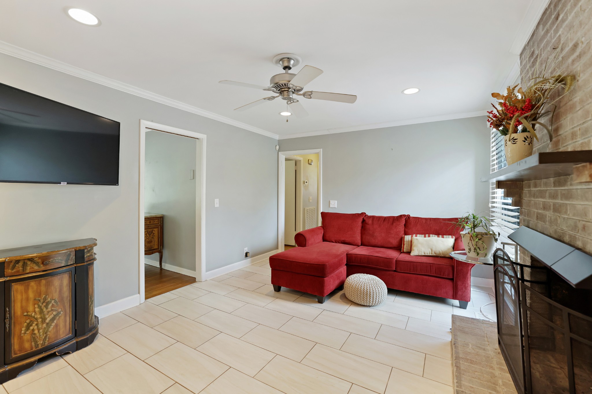 678 Brewer Dr
