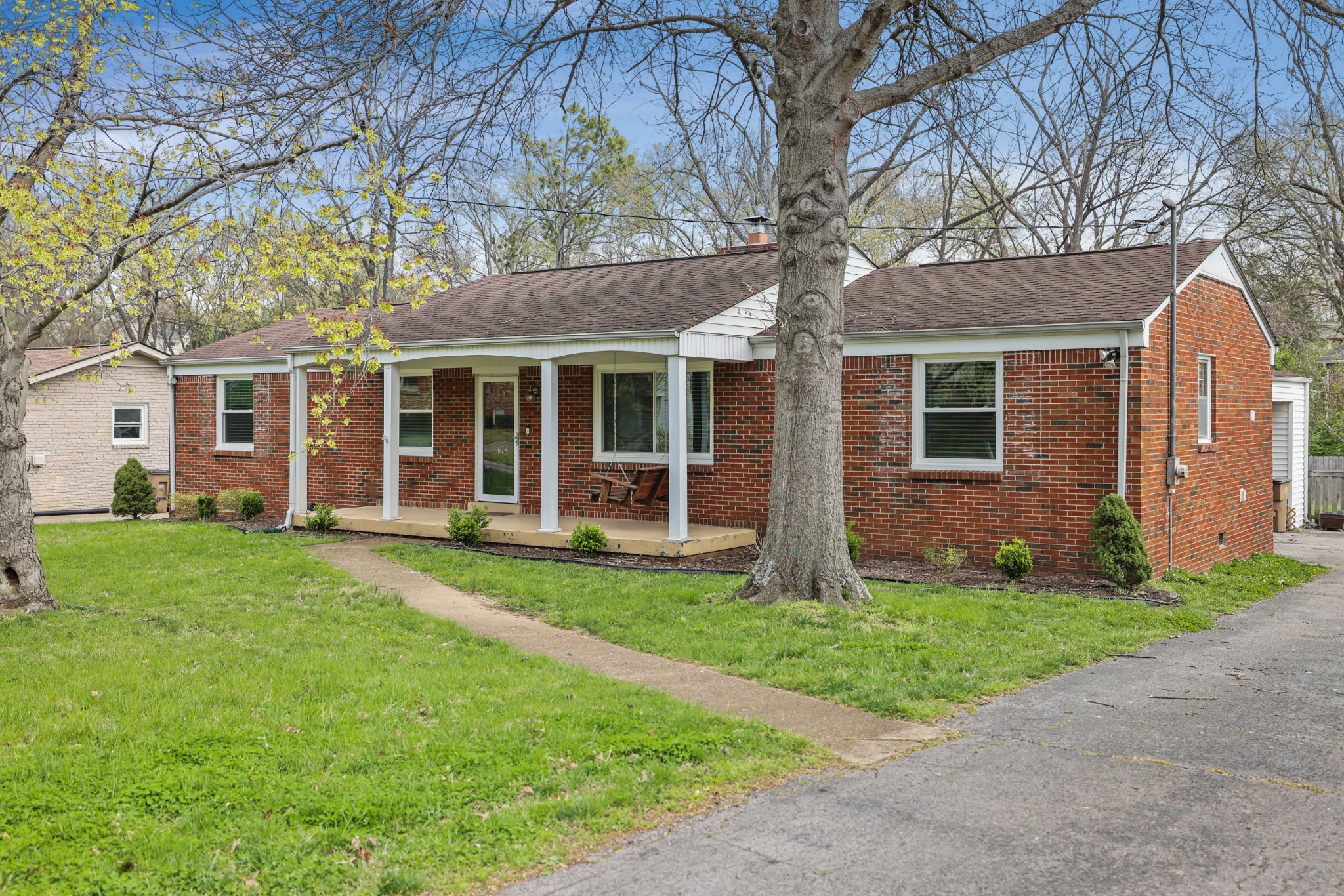 678 Brewer Dr