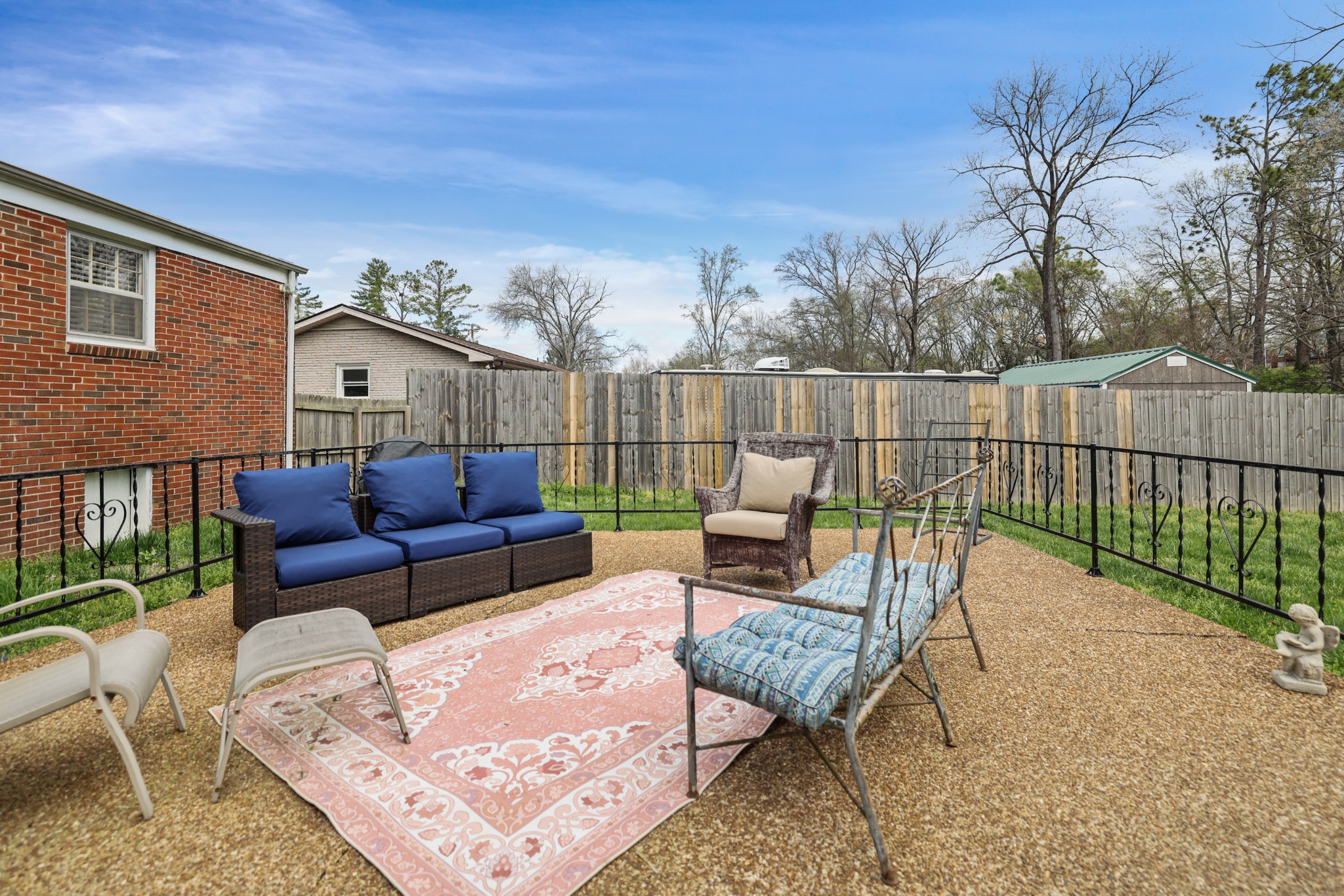 678 Brewer Dr