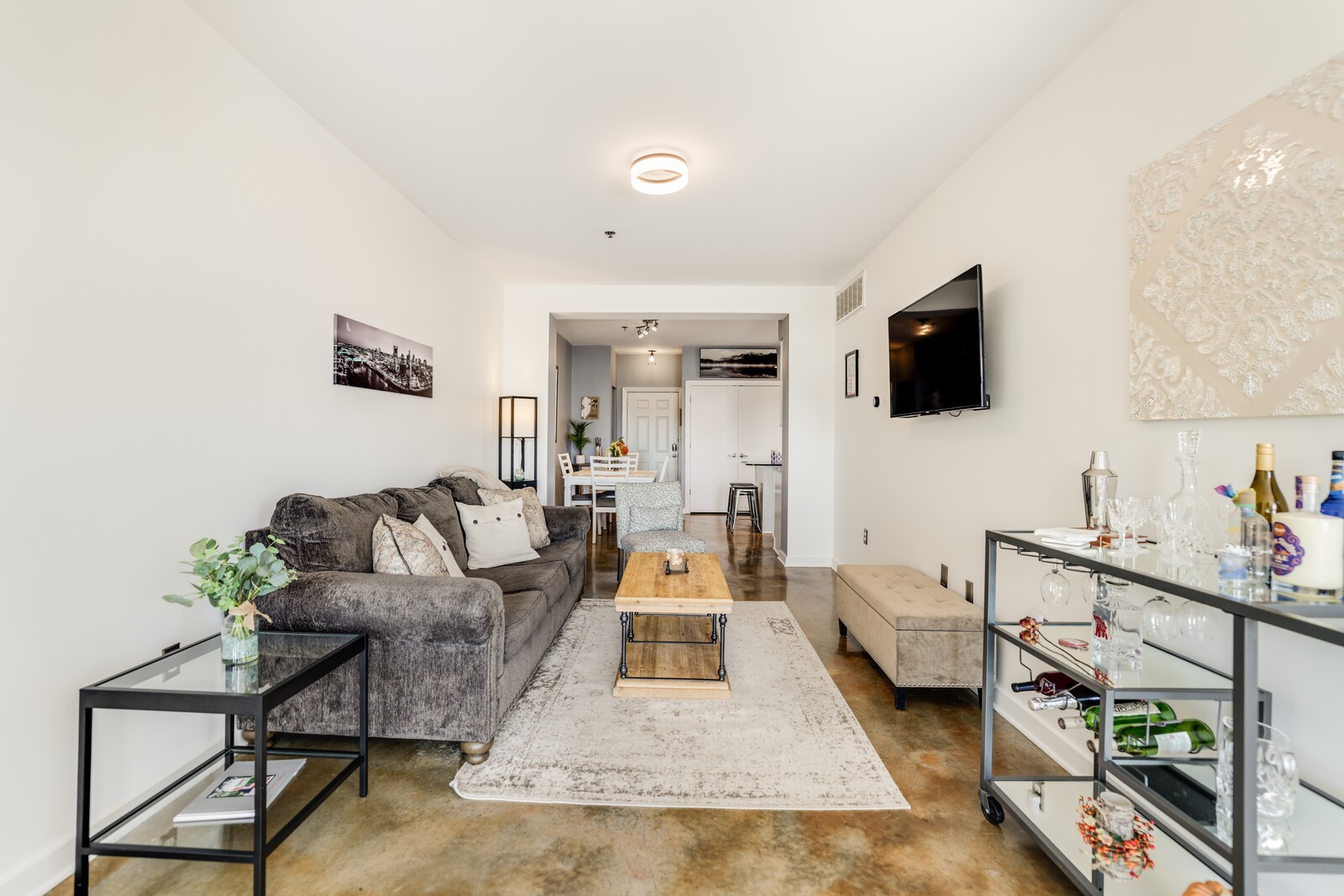 1803 Broadway Unit: 625