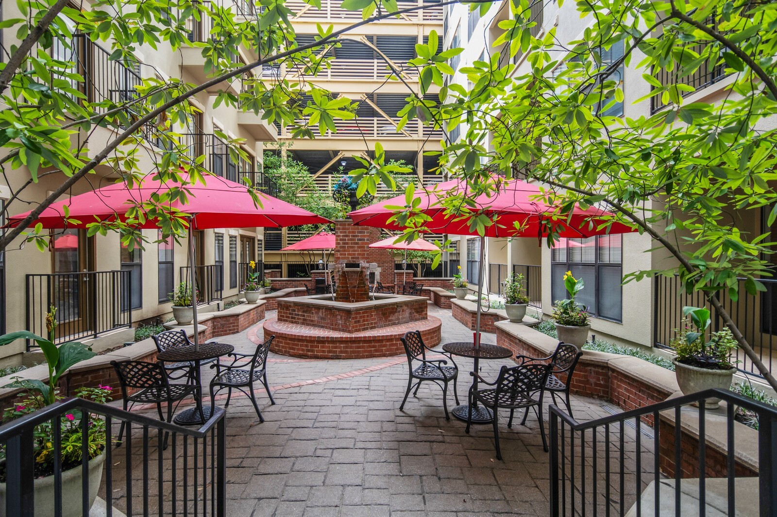 1803 Broadway Unit: 625