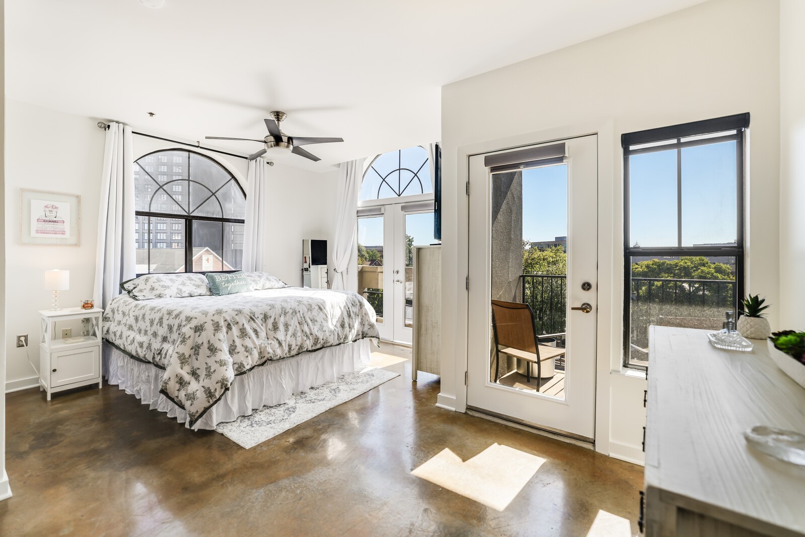 1803 Broadway Unit: 625