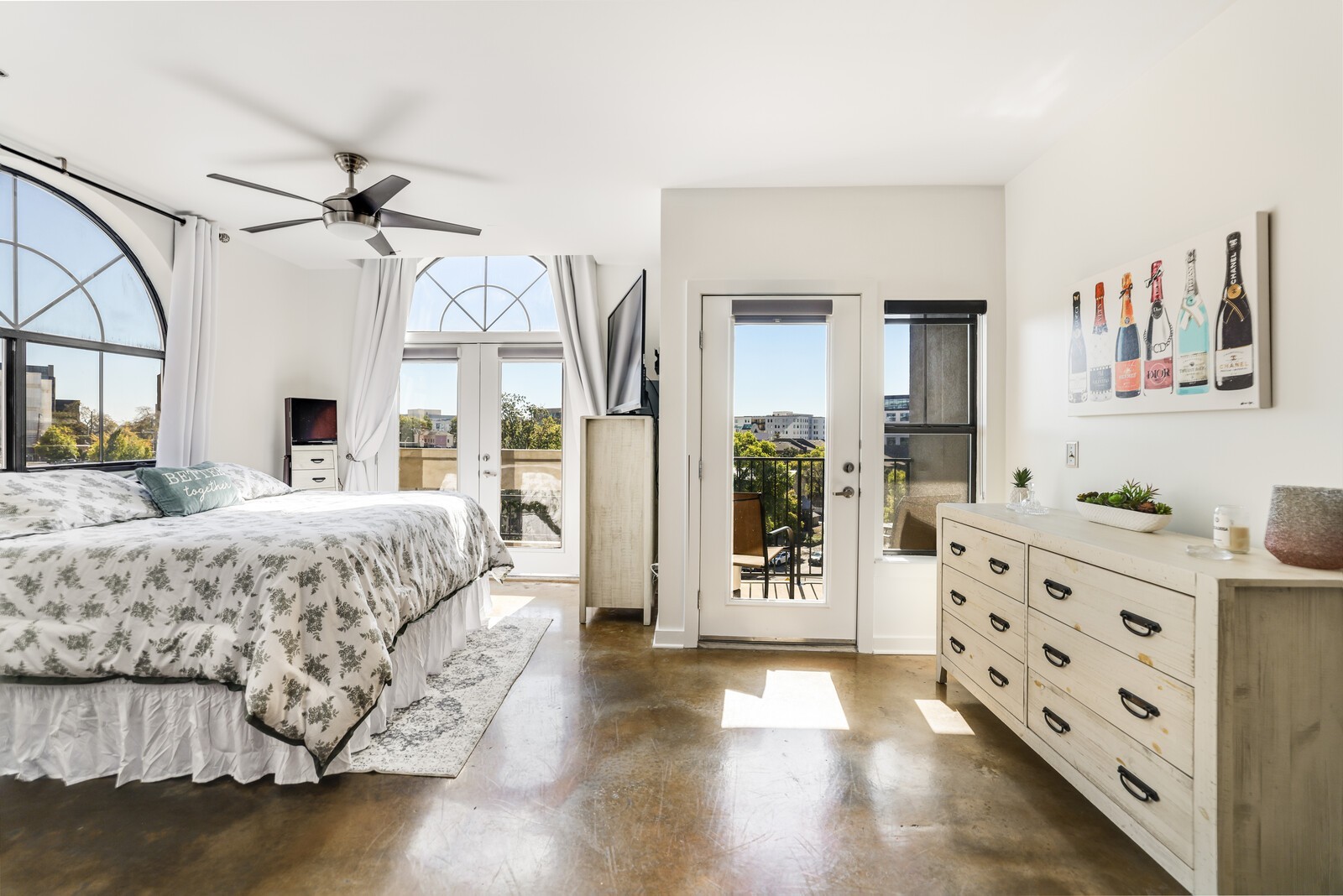 1803 Broadway Unit: 625
